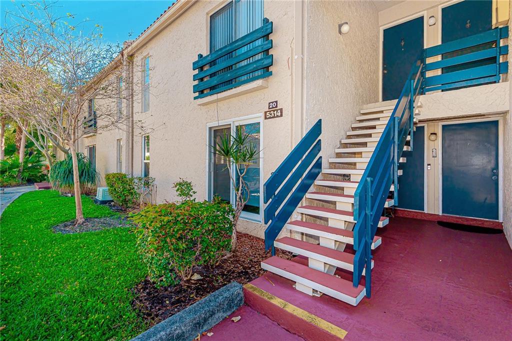 EMBARCADERO - Residential