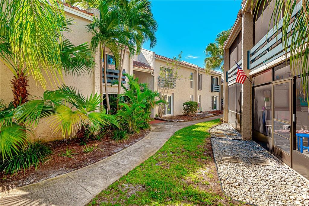 EMBARCADERO - Residential