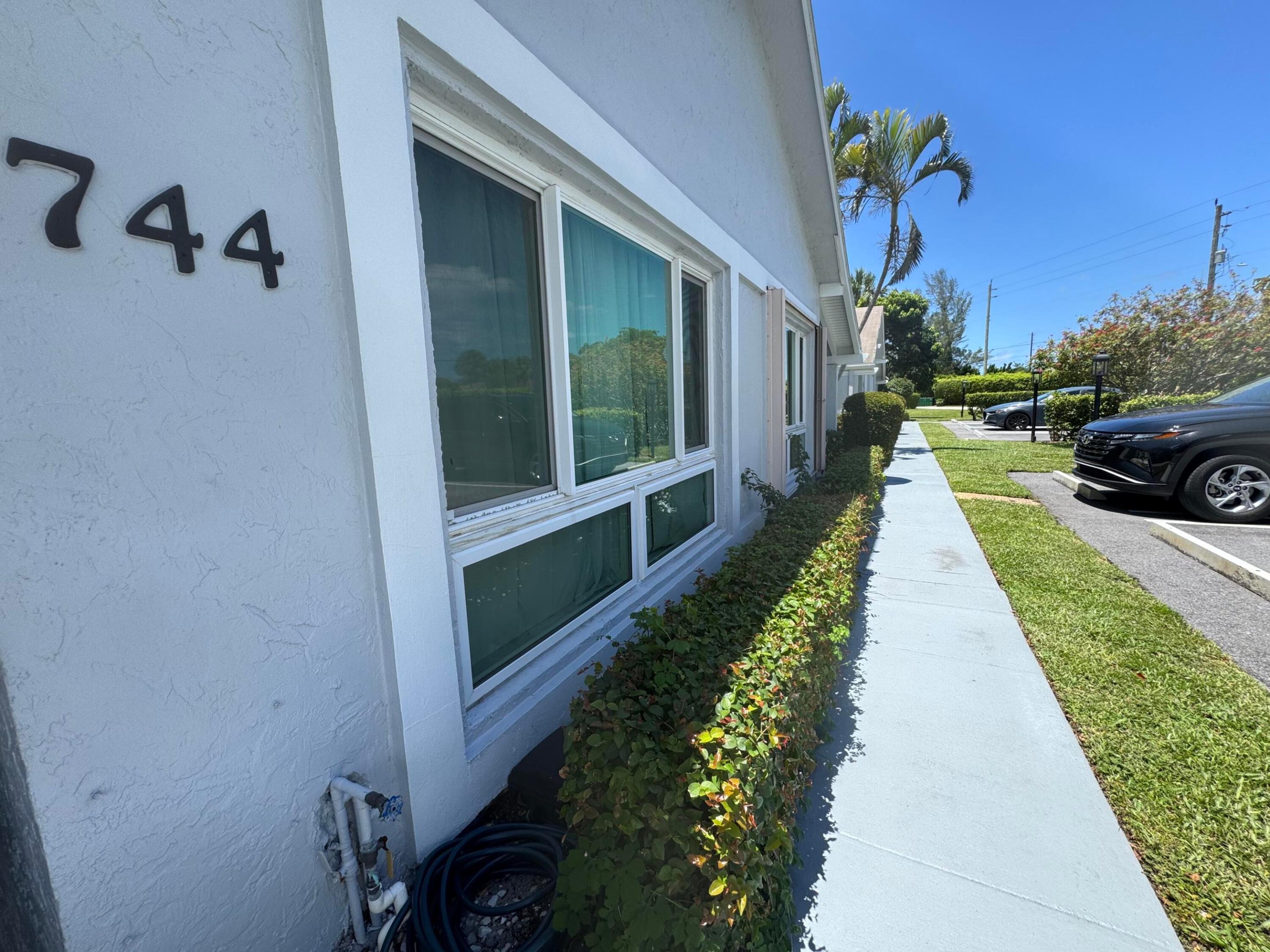 LAGO DEL REY NORTH CONDO - Residential