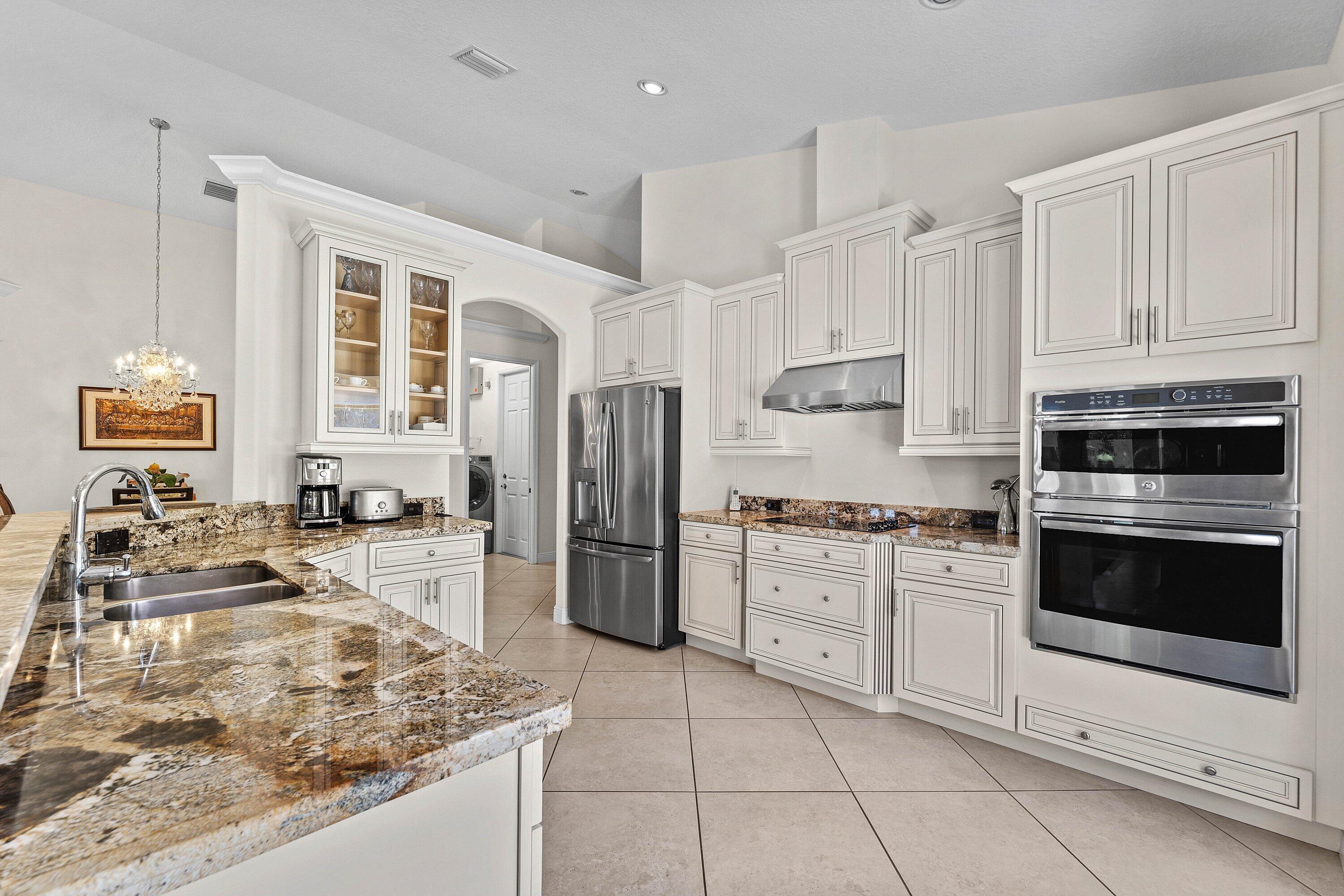 GATEWAY GARDENS - Residential
