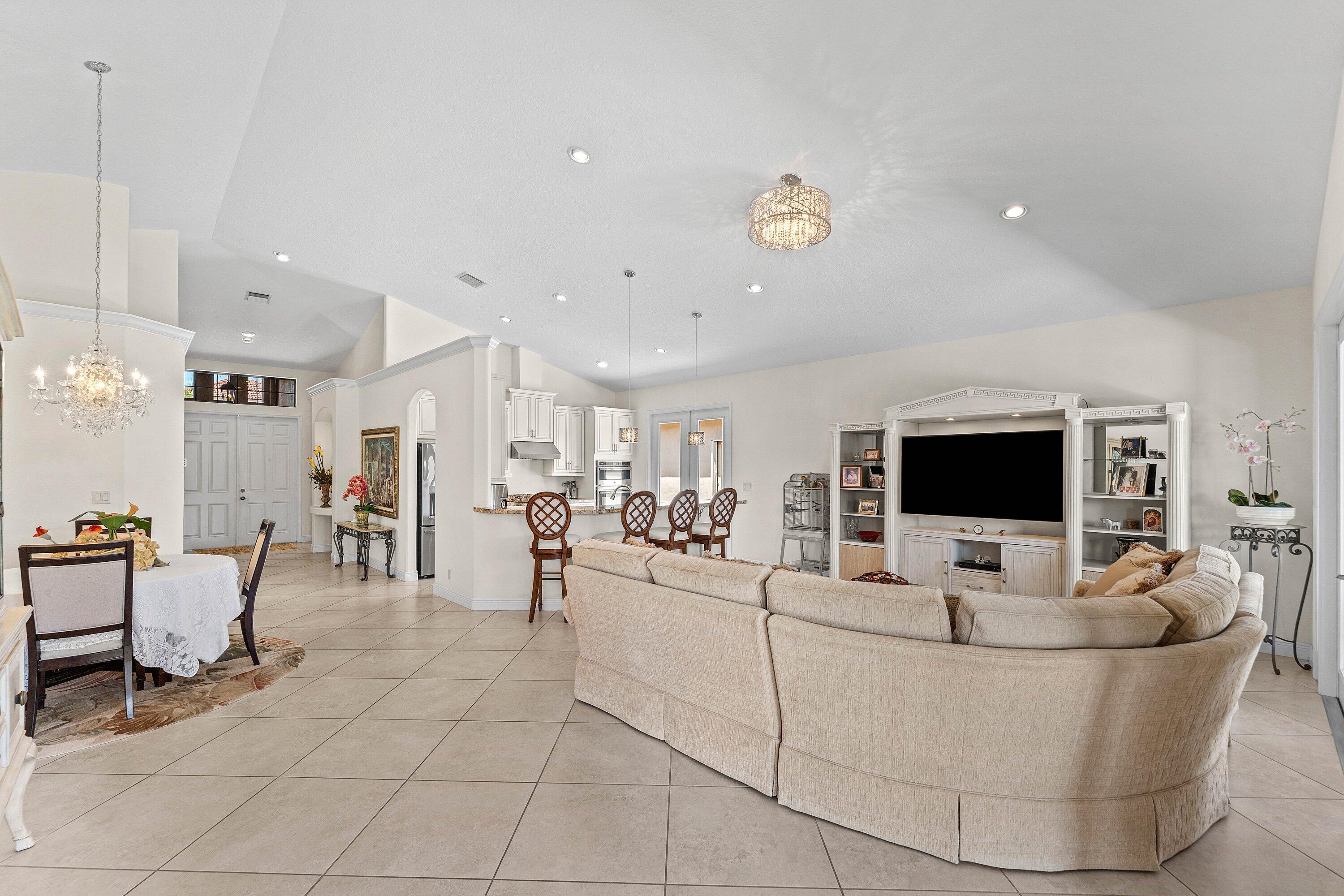 GATEWAY GARDENS - Residential
