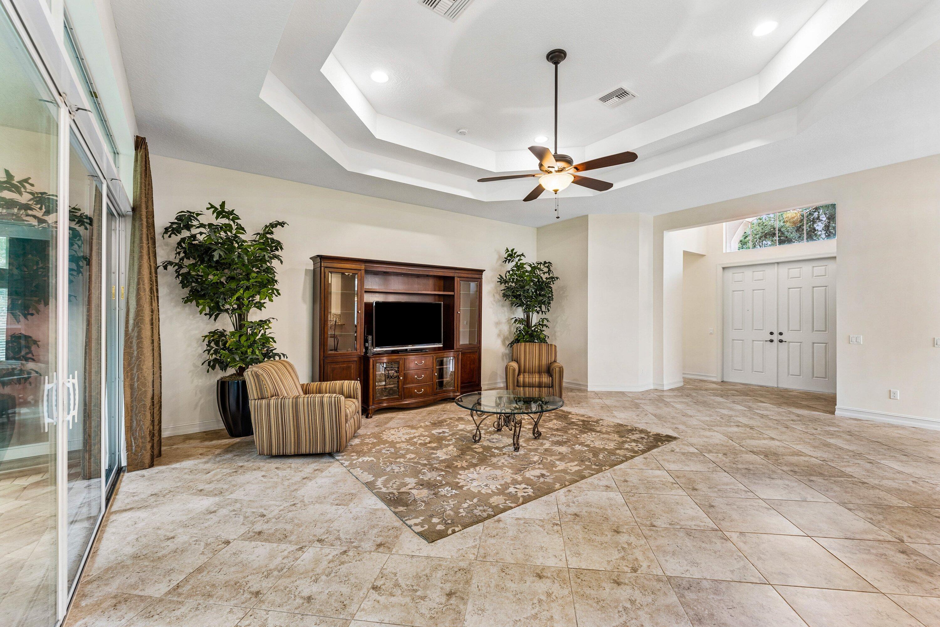 VALENCIA POINTE 2 - Residential