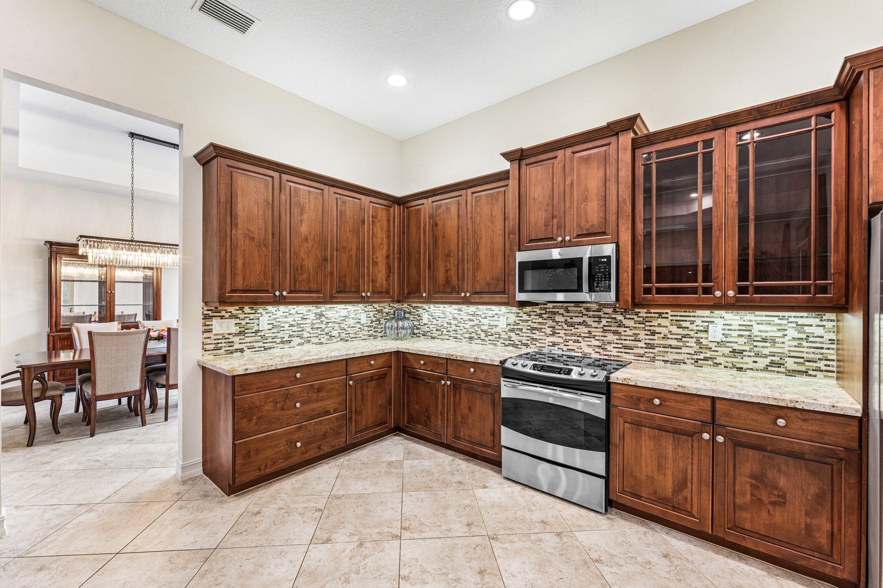 VALENCIA POINTE 2 - Residential