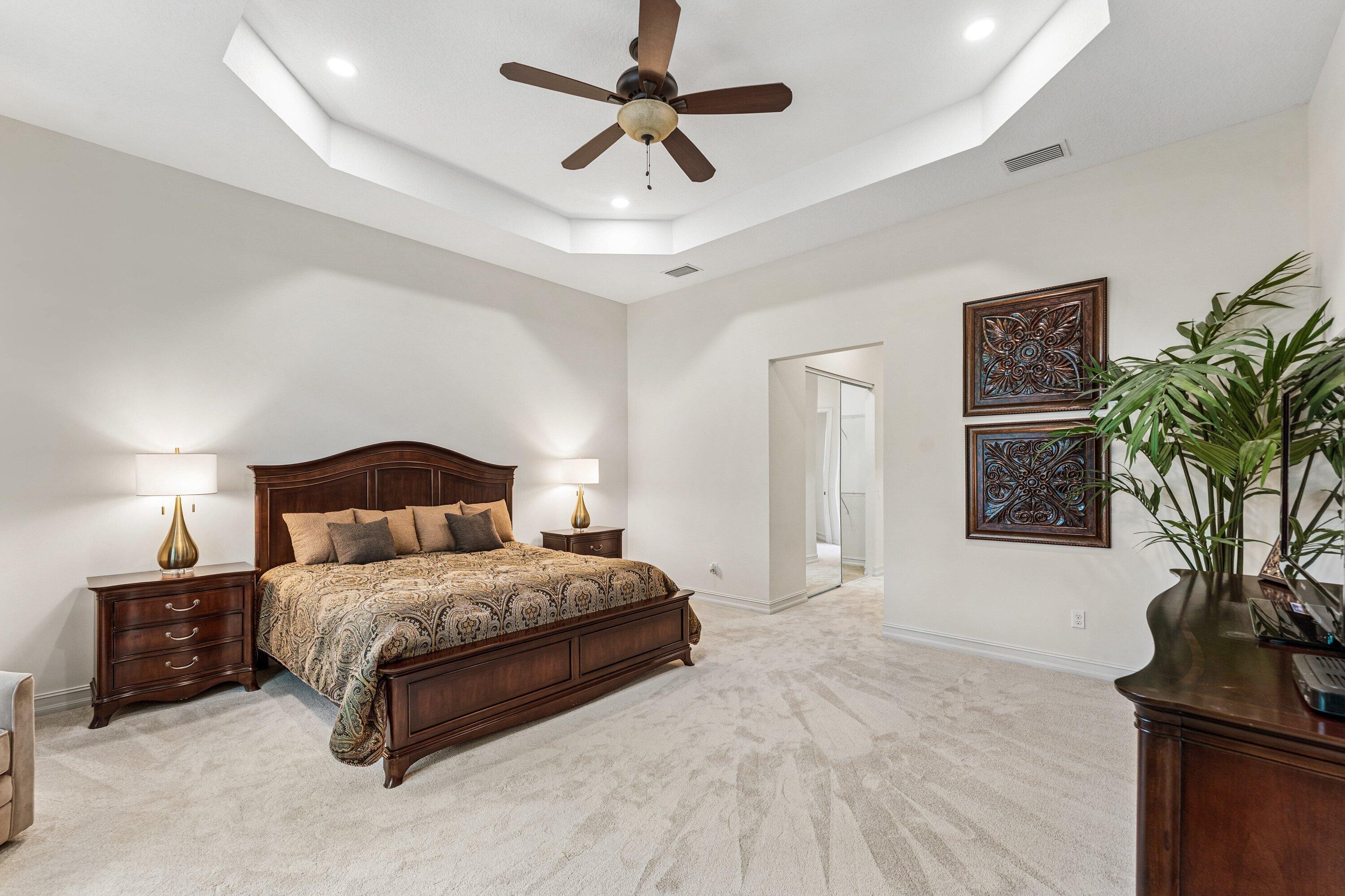 VALENCIA POINTE 2 - Residential