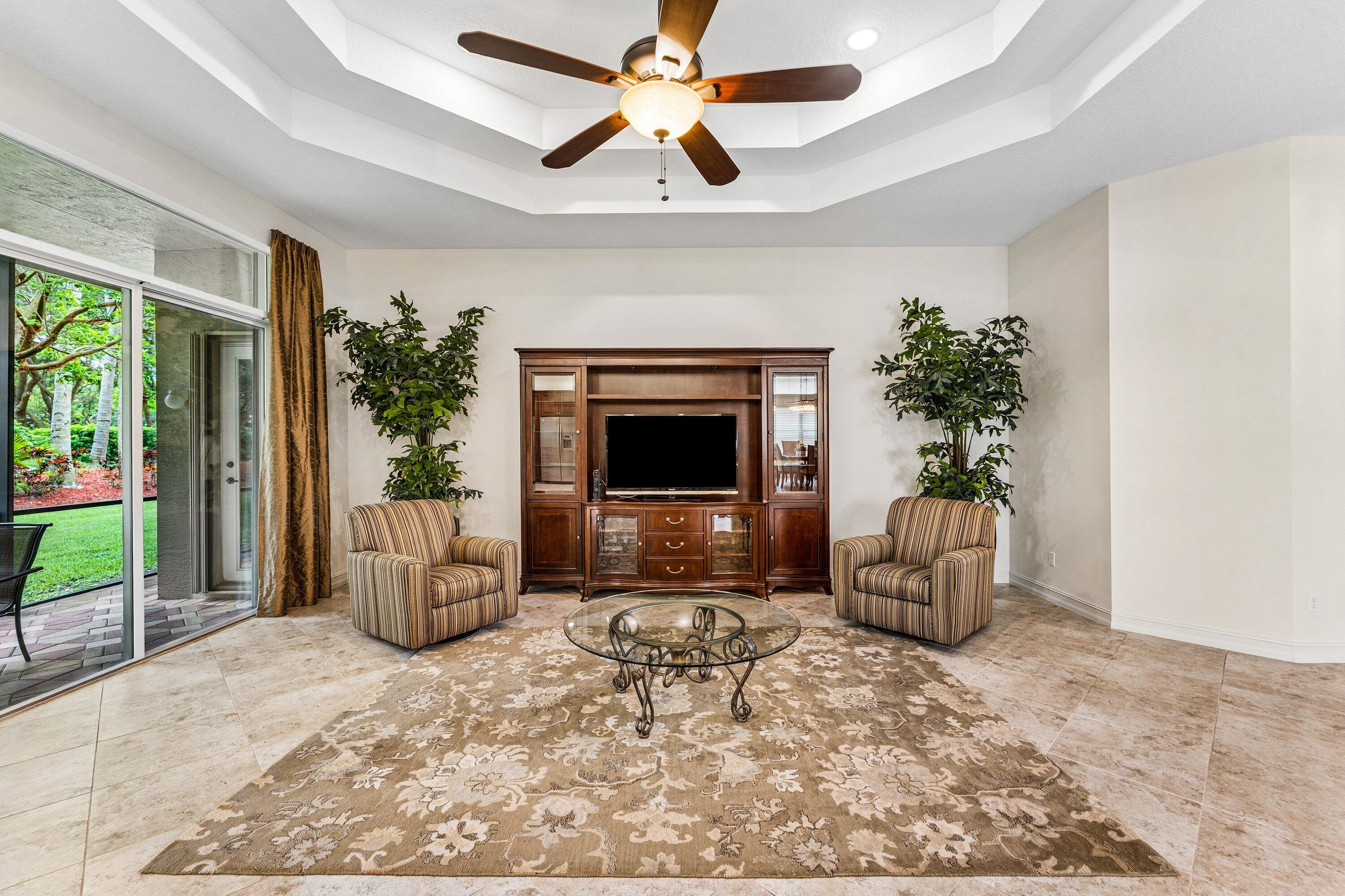 VALENCIA POINTE 2 - Residential