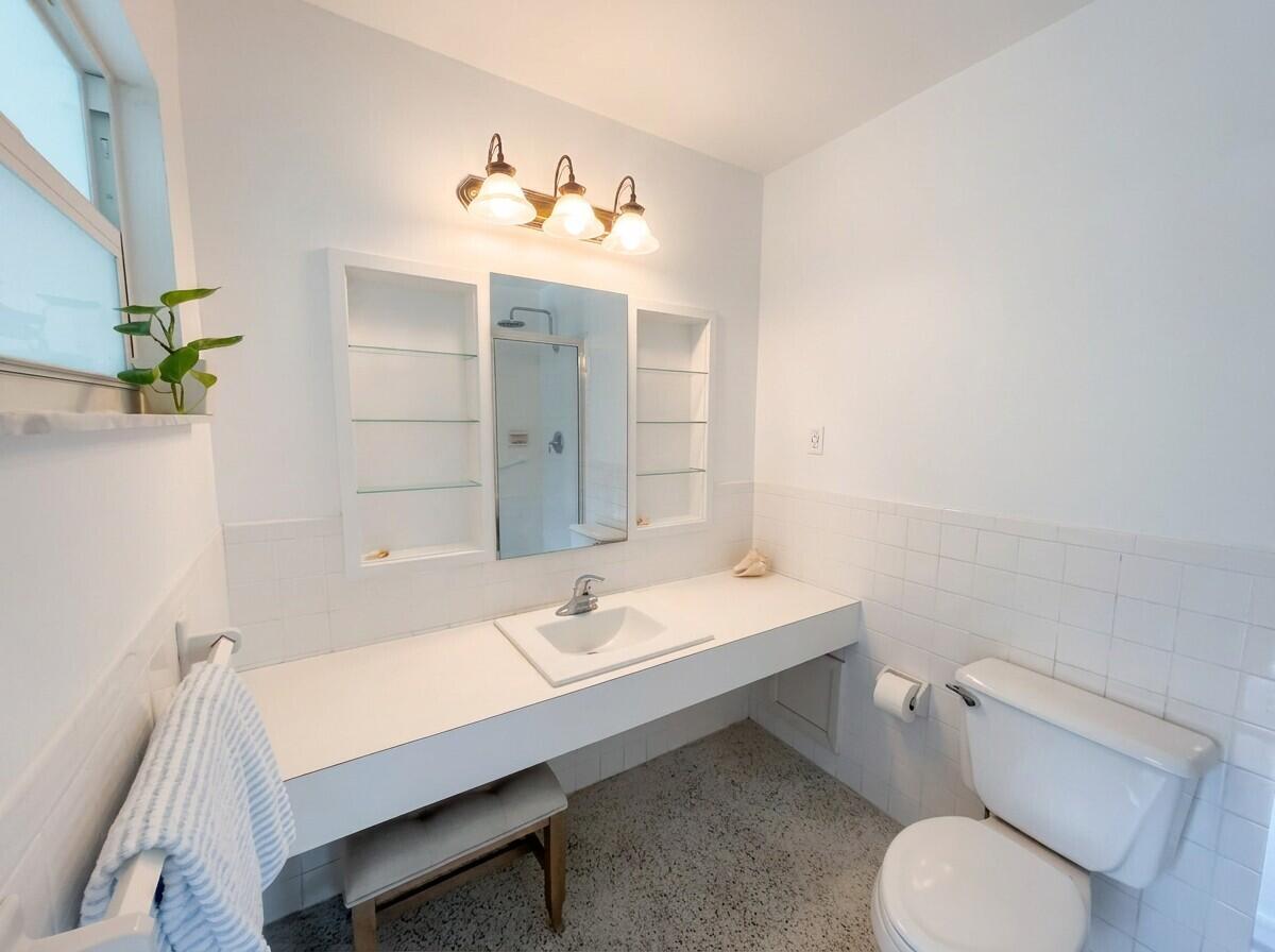 BOCA RATON SQUARE UNIT 3 - Residential