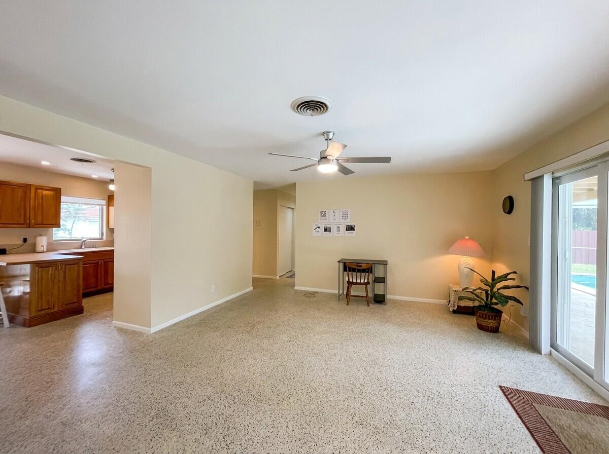 BOCA RATON SQUARE UNIT 3 - Residential