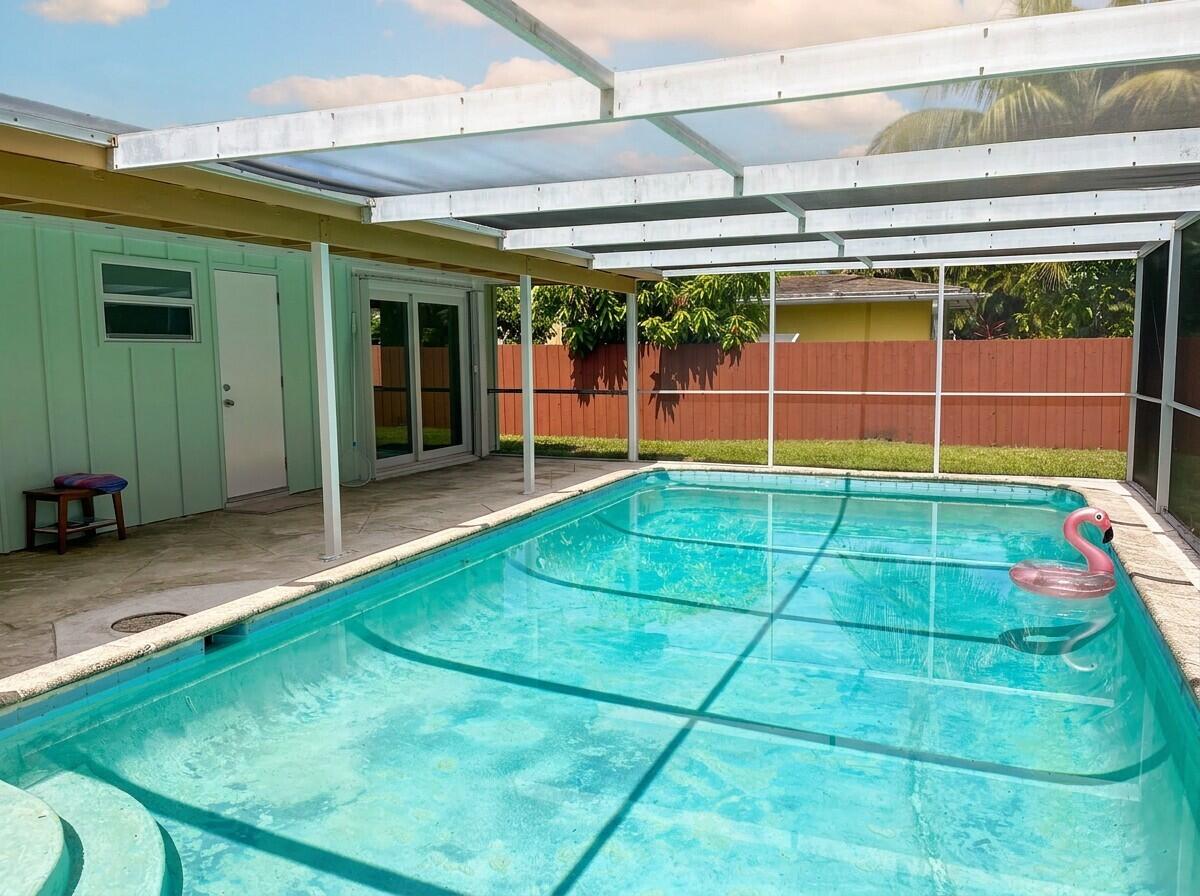 BOCA RATON SQUARE UNIT 3 - Residential