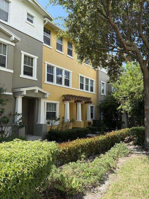 CITYSIDE CONDO - Residential Lease