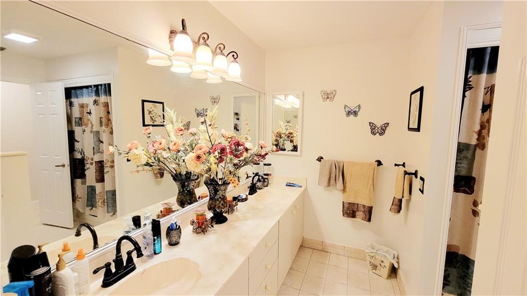 Hawkes Bluff Too 134-25 B - Residential
