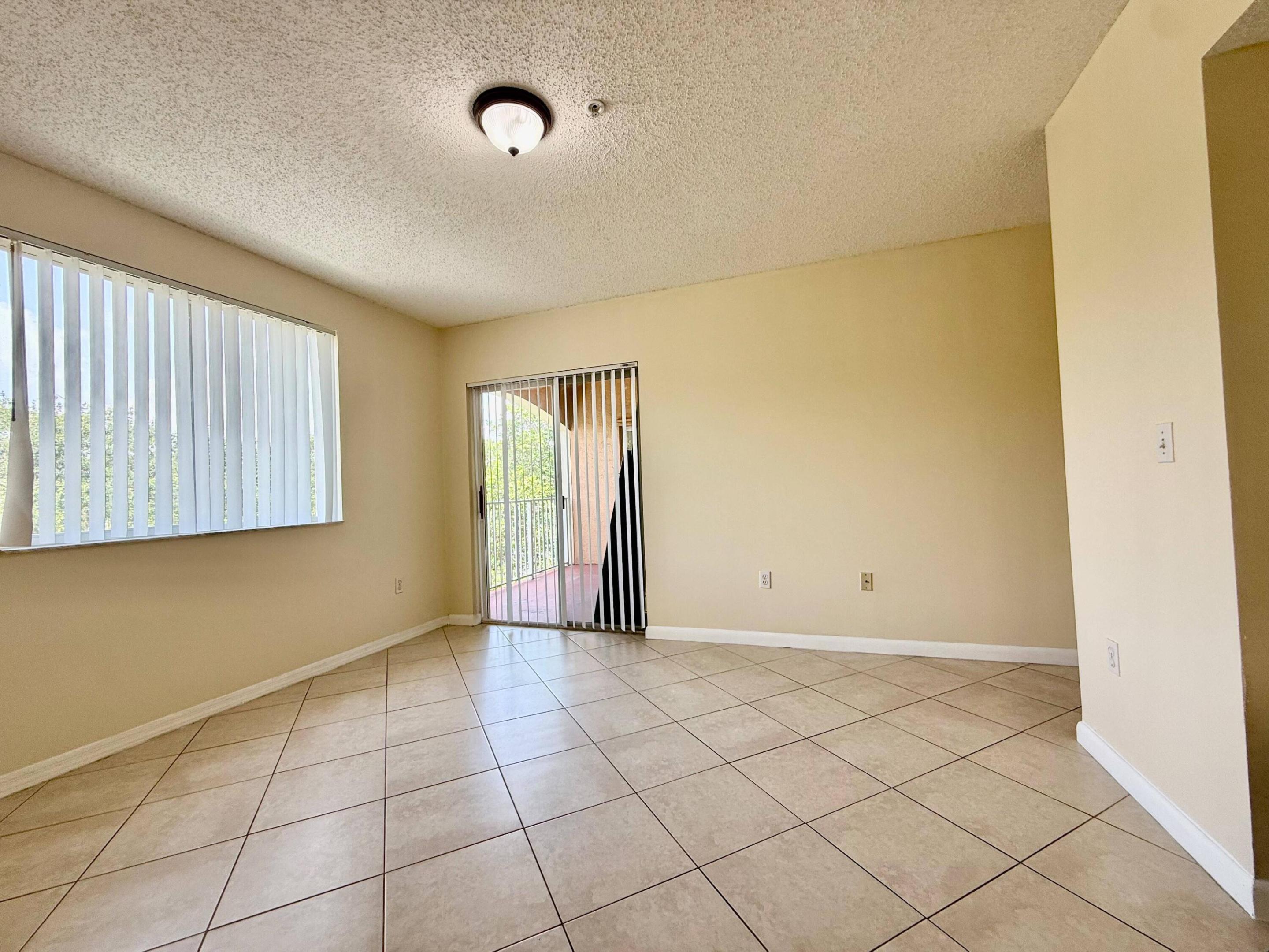 RIVIERA PALMS CONDO - Residential Lease