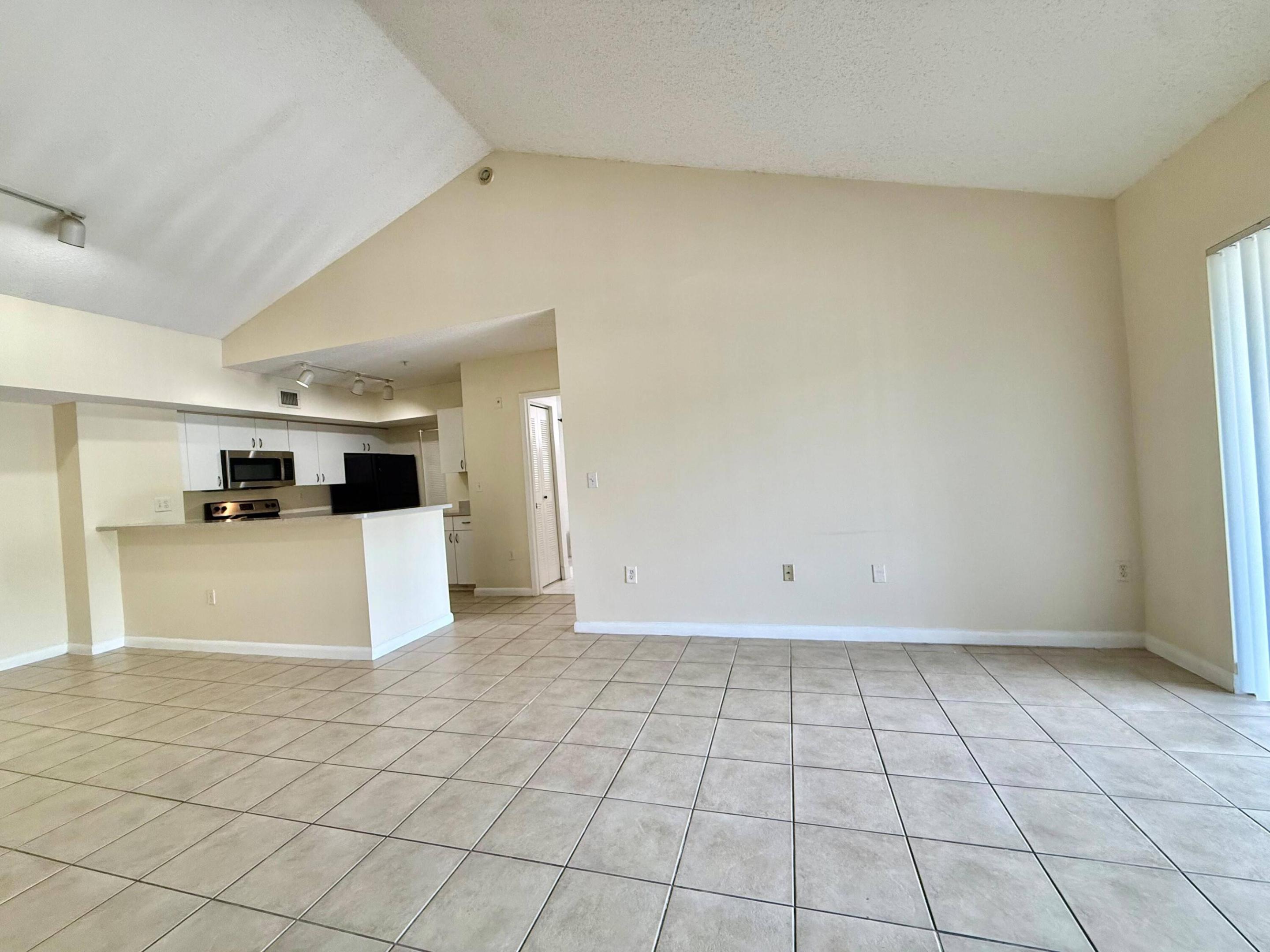 RIVIERA PALMS CONDO - Residential Lease