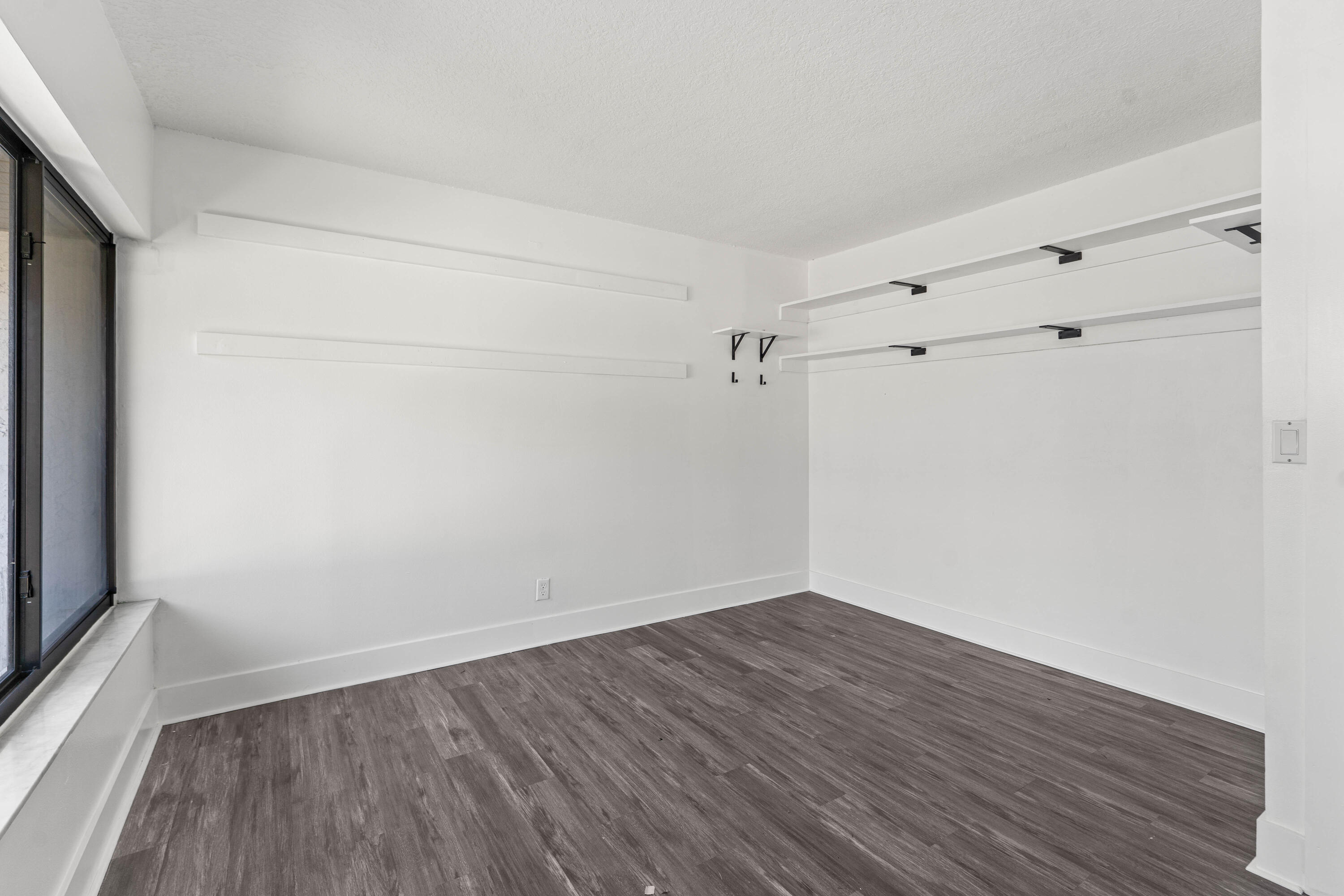 RIVEREDGE CONDO - Residential Lease