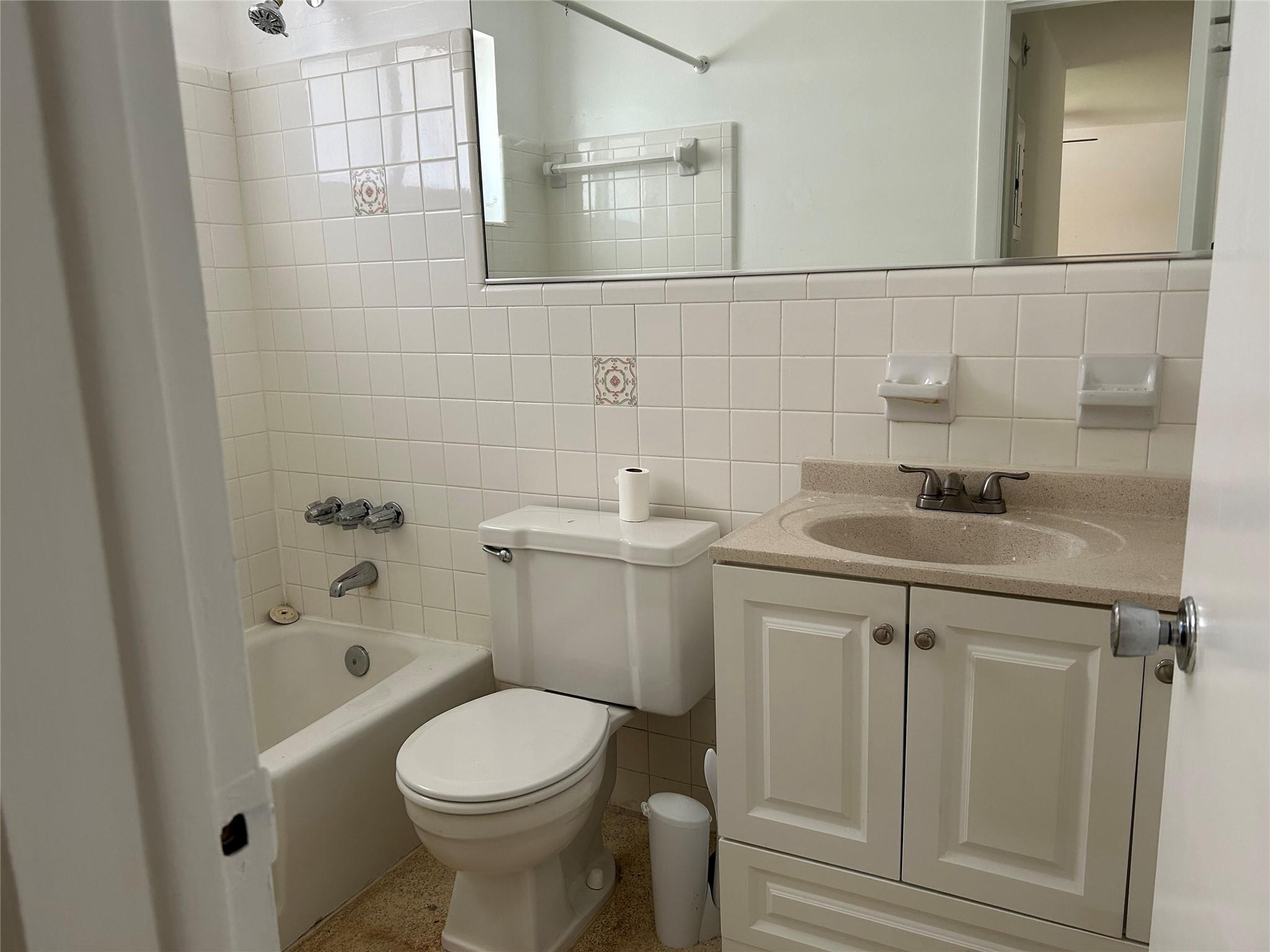 Progresso 2-18 D - Residential Lease