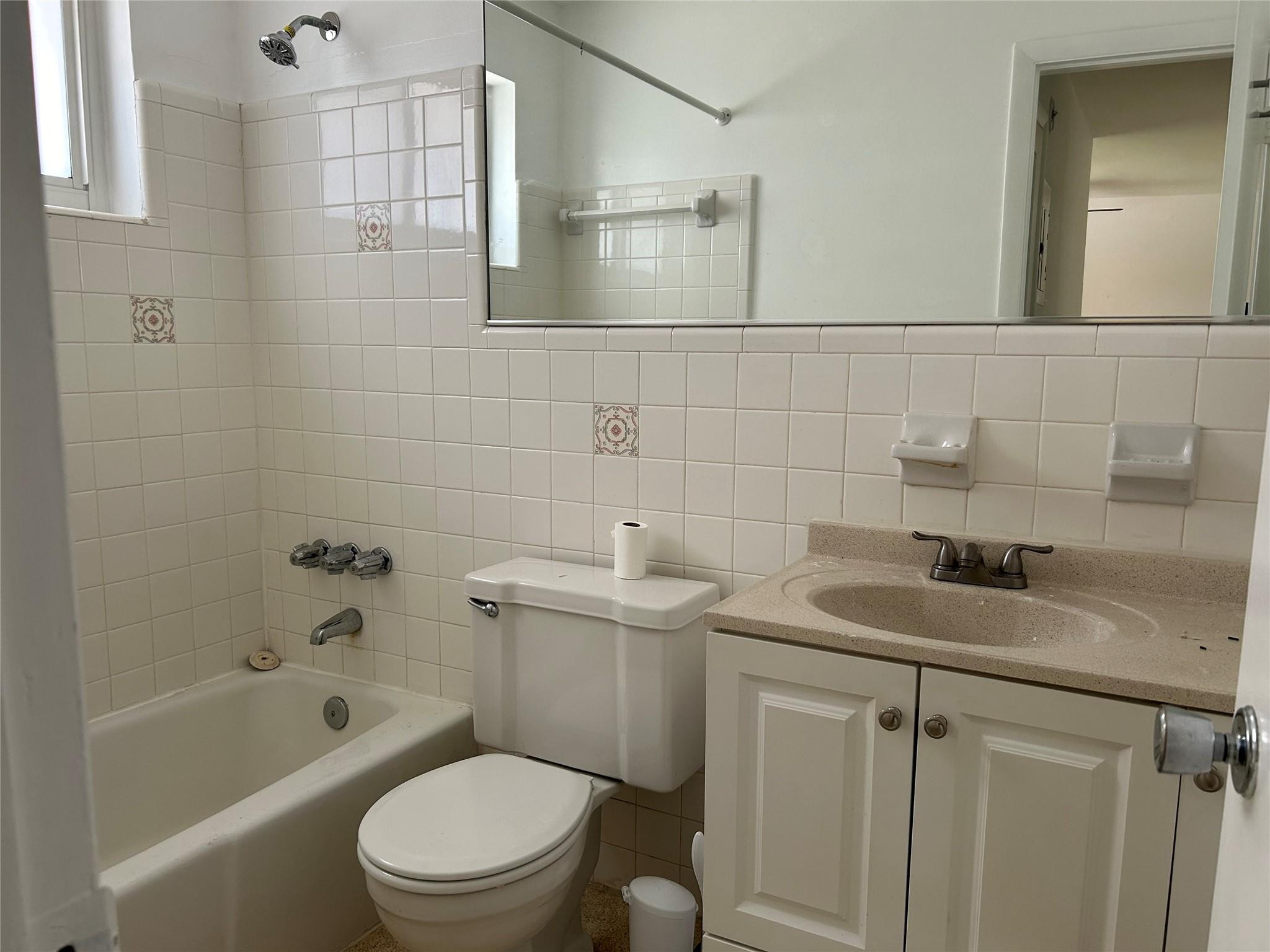 Progresso 2-18 D - Residential Lease