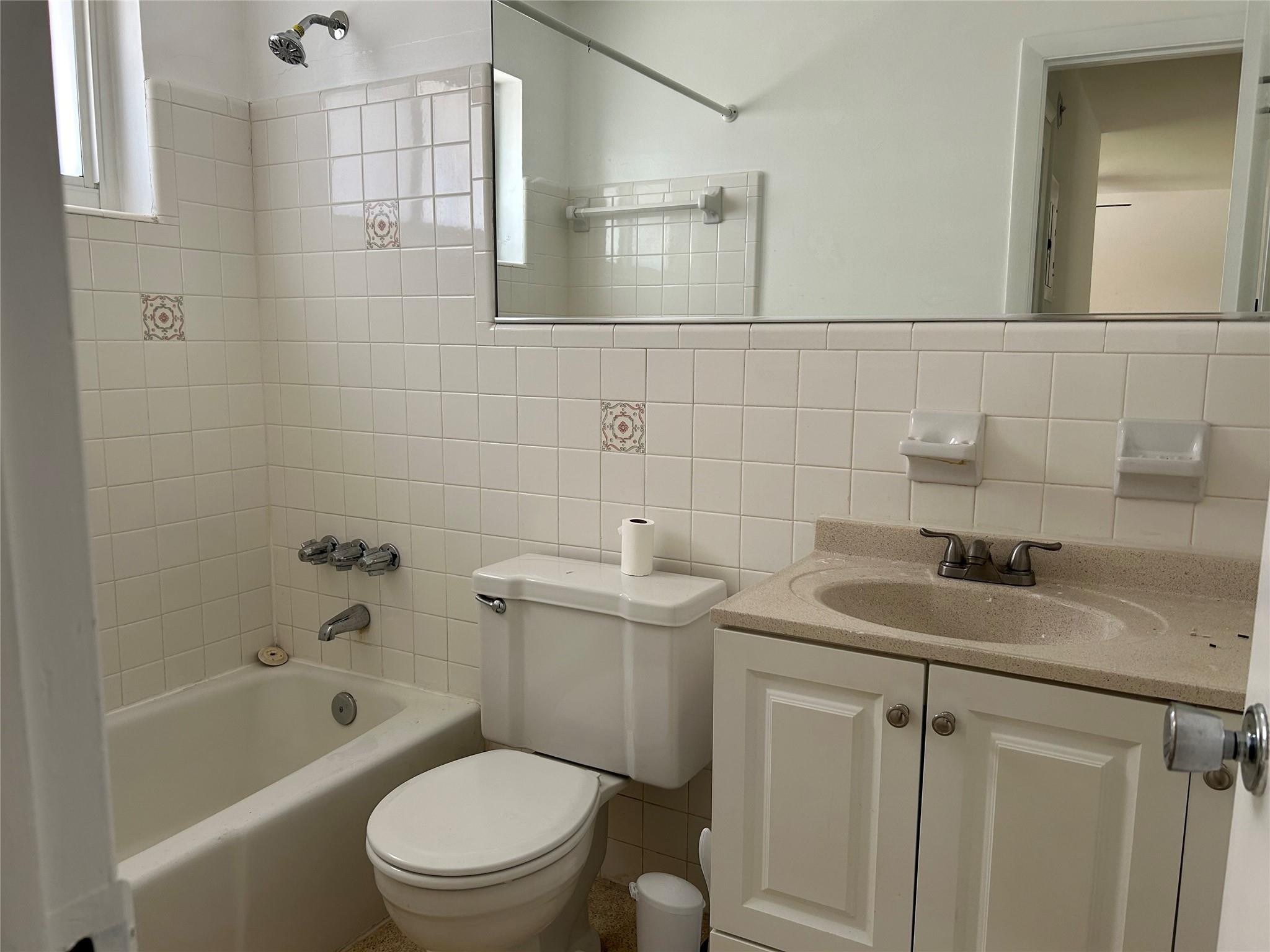 Progresso 2-18 D - Residential Lease