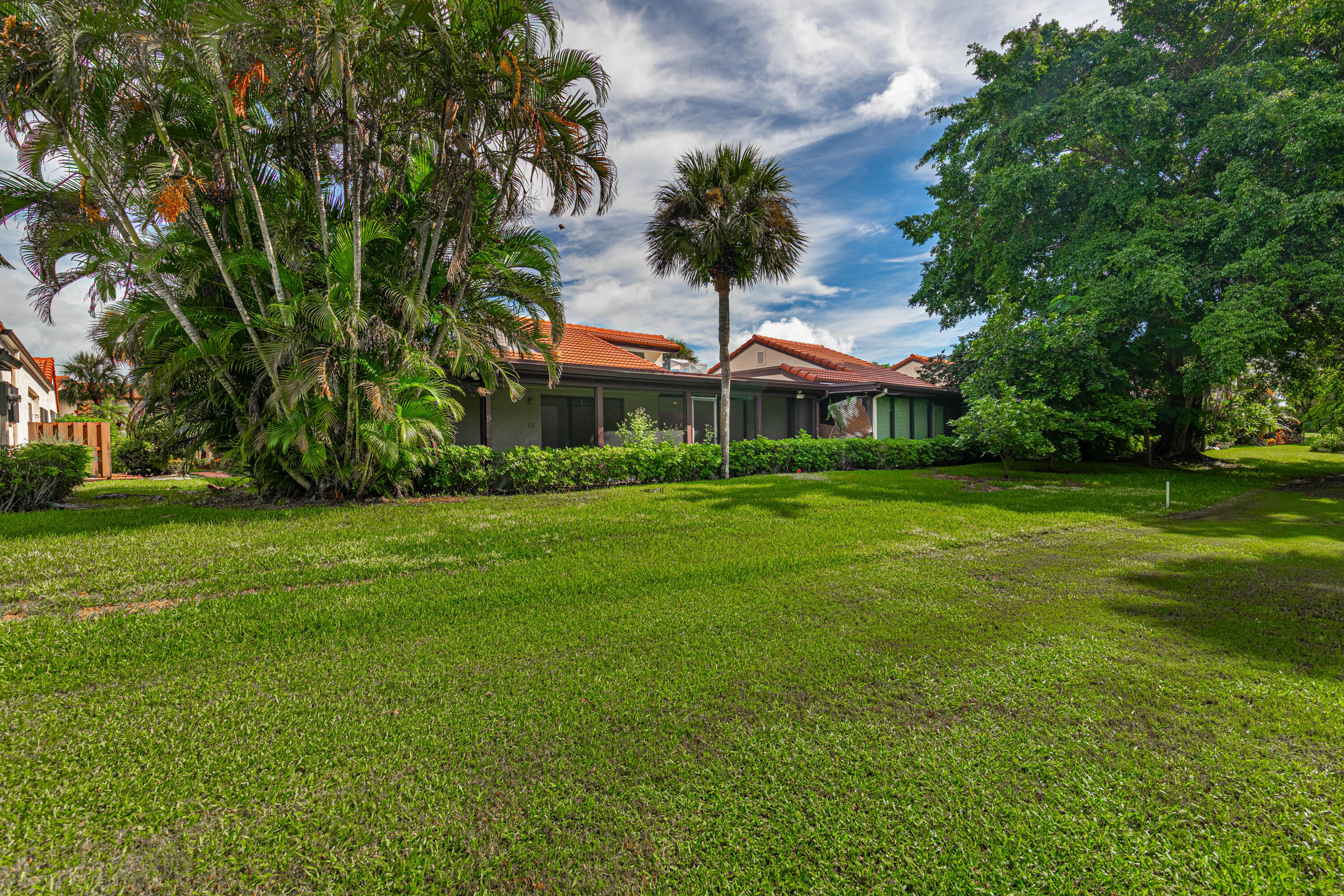 GREENS OF BOCA LAGO CONDO - Residential