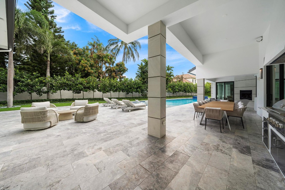 Royal Palm Yacht & Countr - Residential