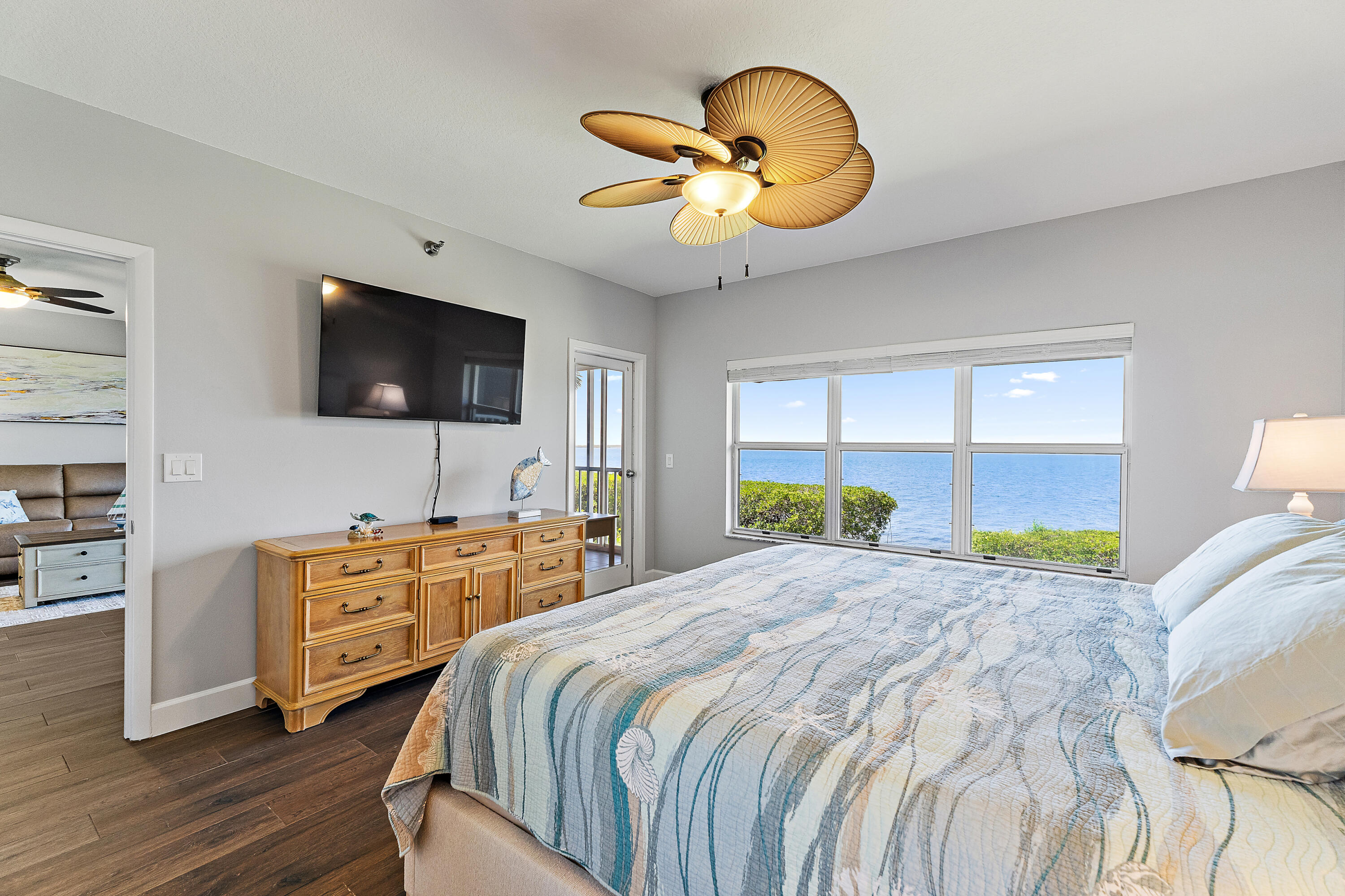 RIVERBEND AT IRP CONDO - Residential Lease