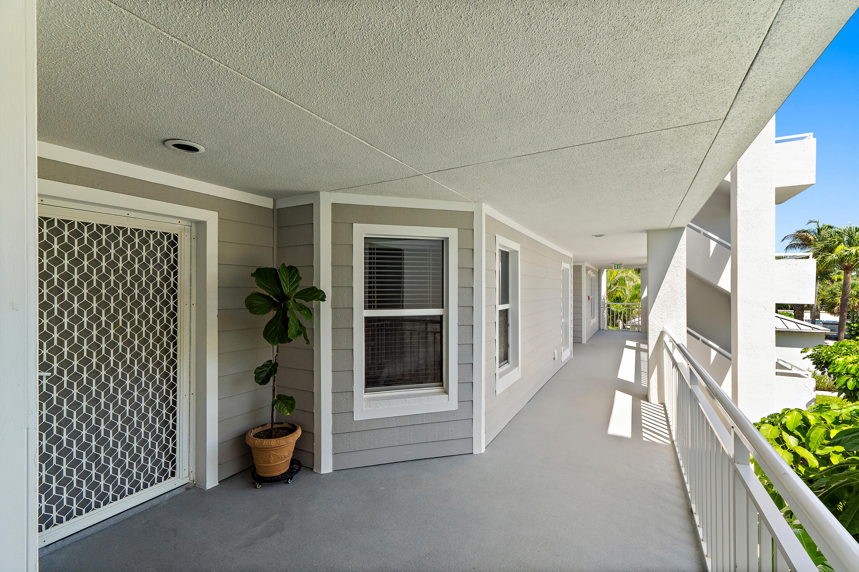 RIVERBEND AT IRP CONDO - Residential Lease