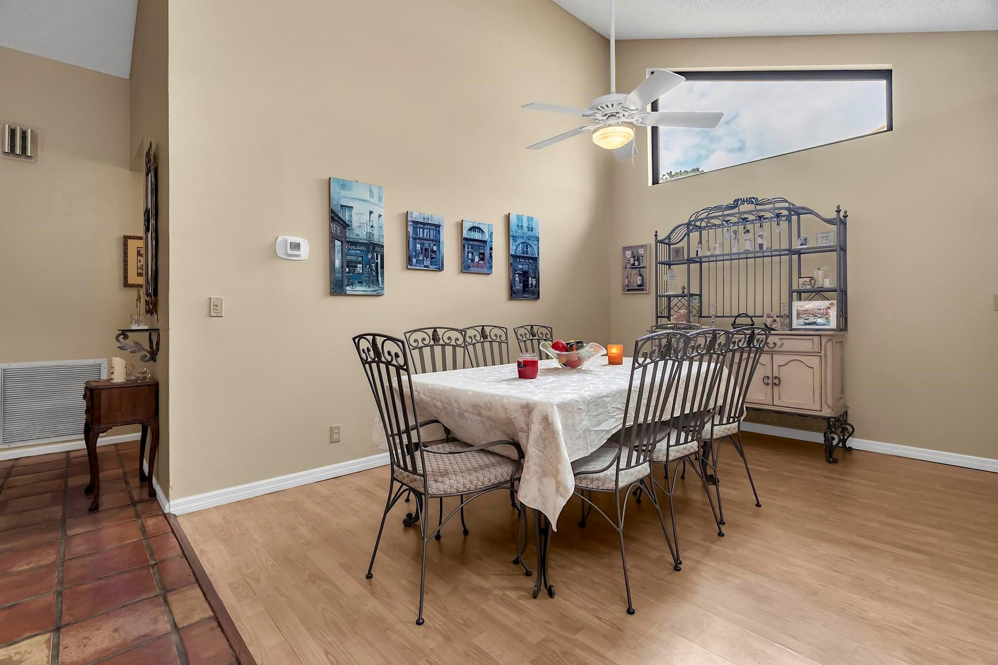 West Glen 128-3 B - Residential