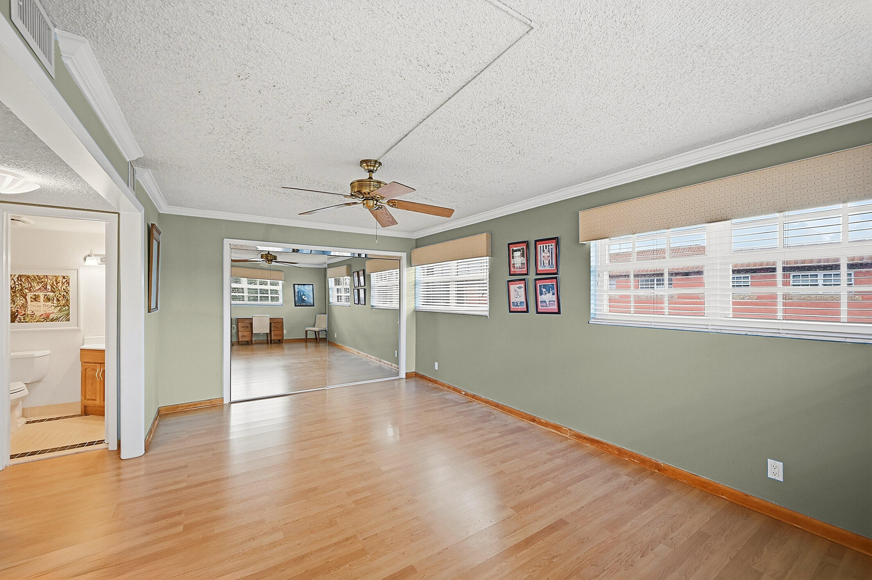 TENNIS CLUB DAVIS CONDO - Residential
