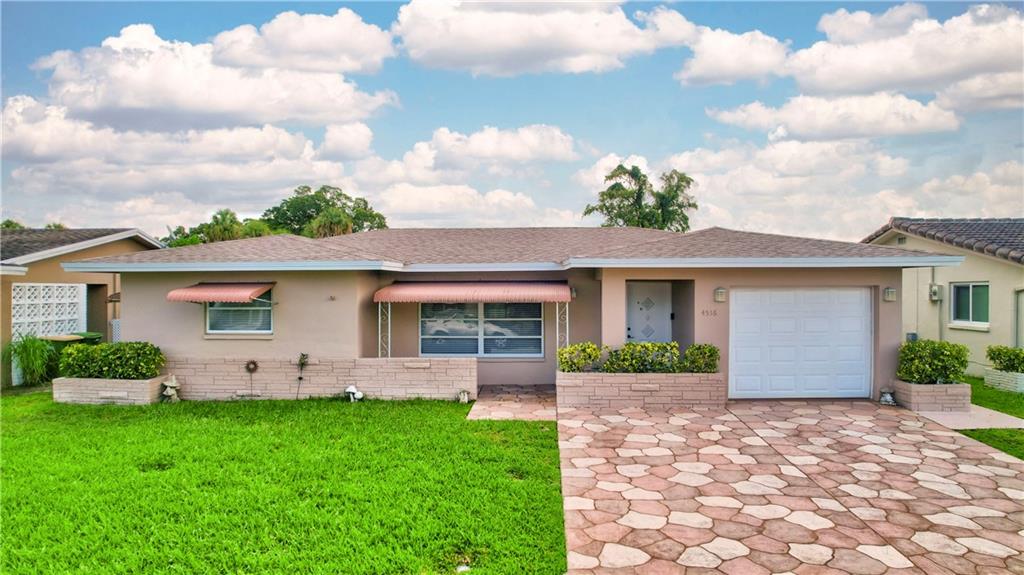 Mainlands Of Tamarac Lake - Residential