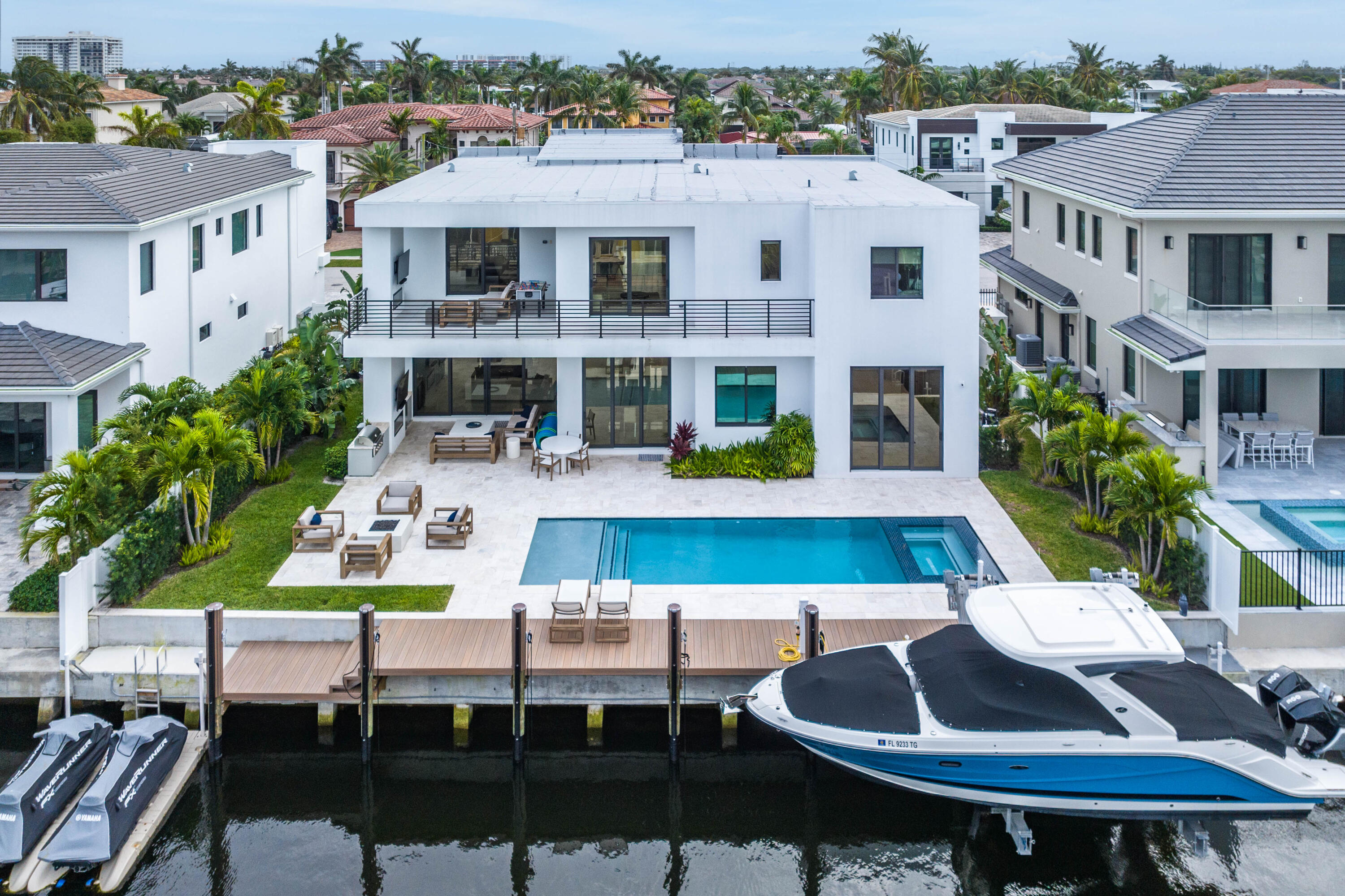 BOCA HARBOUR 4TH SEC - Residential