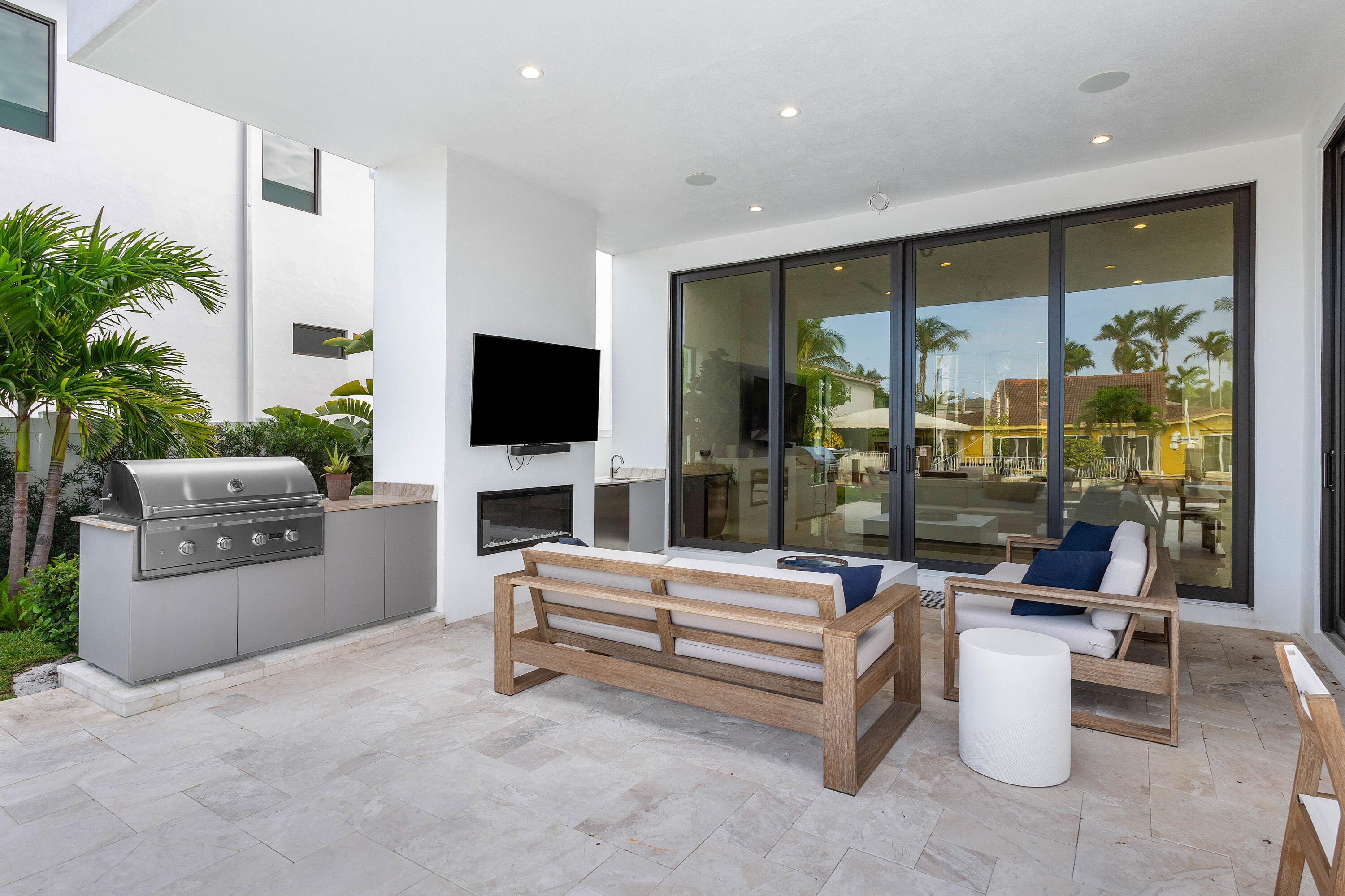 BOCA HARBOUR 4TH SEC - Residential