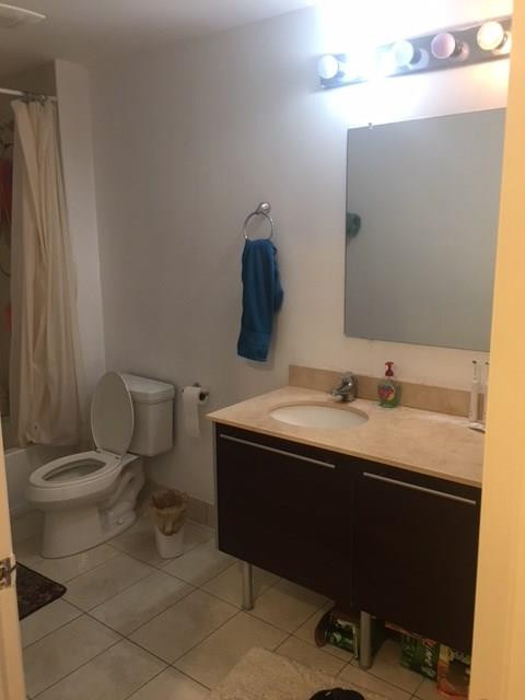 QUANTUM ON THE BAY CONDO NO 1 - Residential Lease