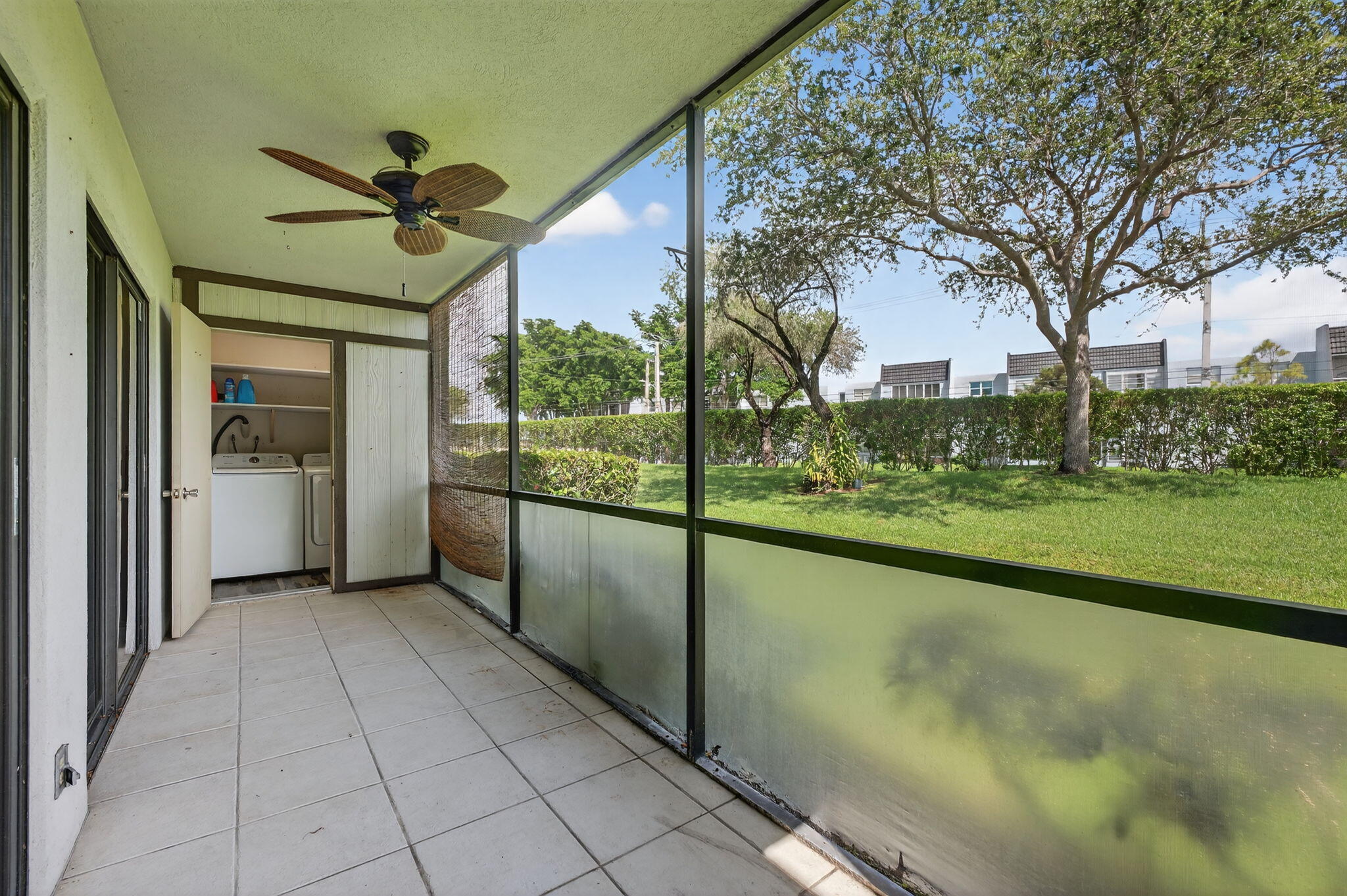 TAMARAC GARDENS CONDOMINIUM NO 9 - Residential