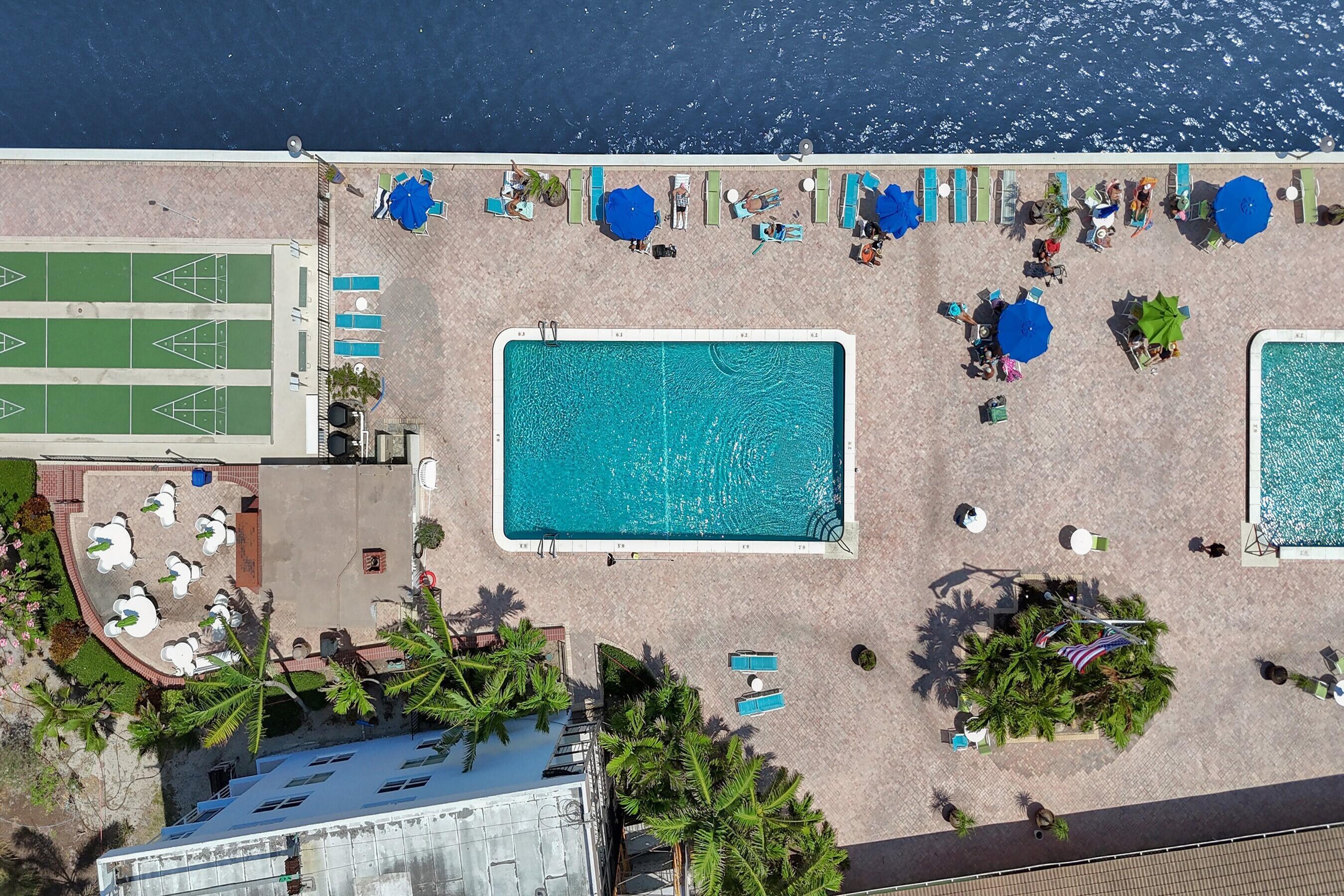SEAGATE OF GULFSTREAM CONDO - Residential