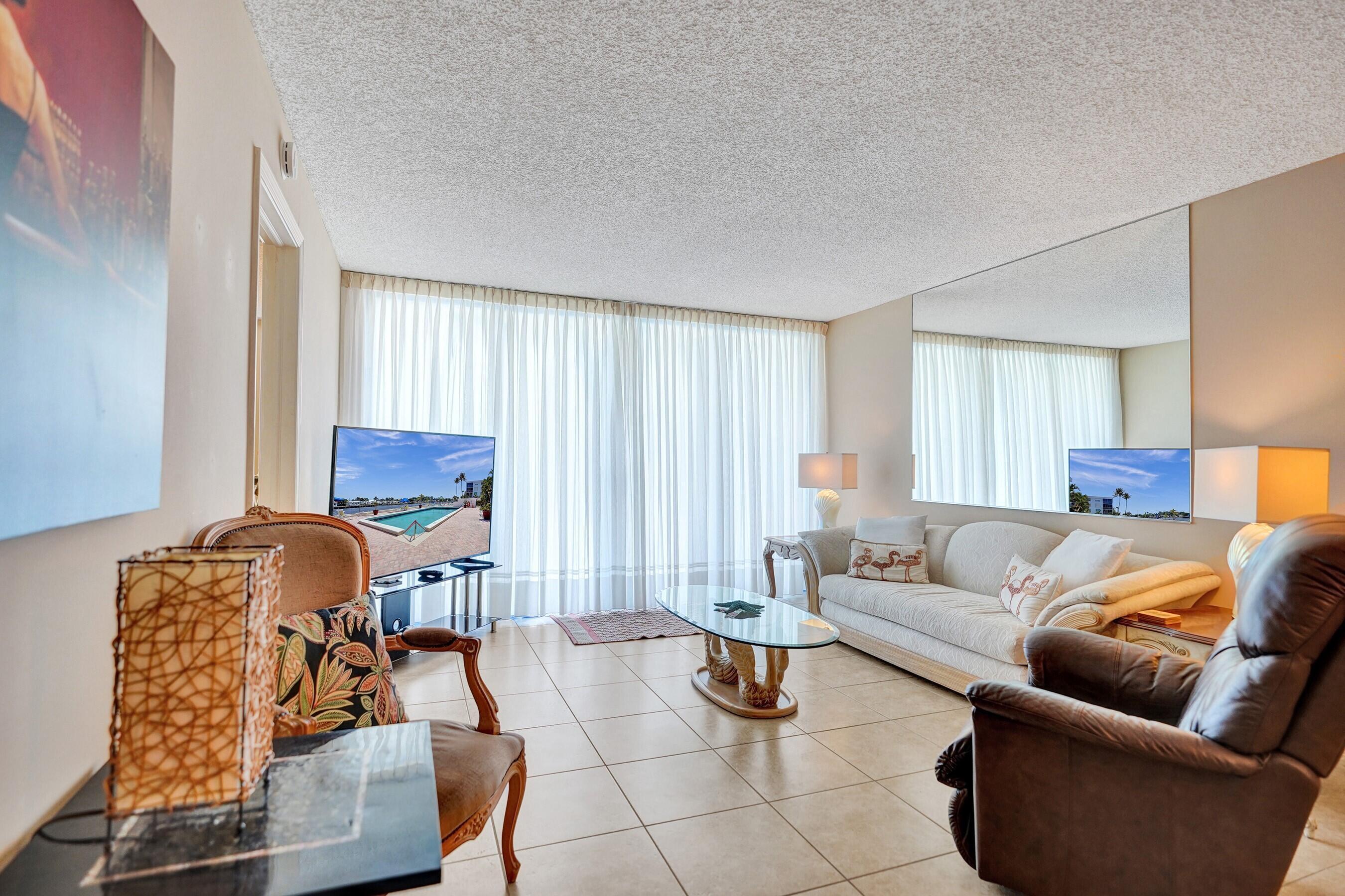 SEAGATE OF GULFSTREAM CONDO - Residential