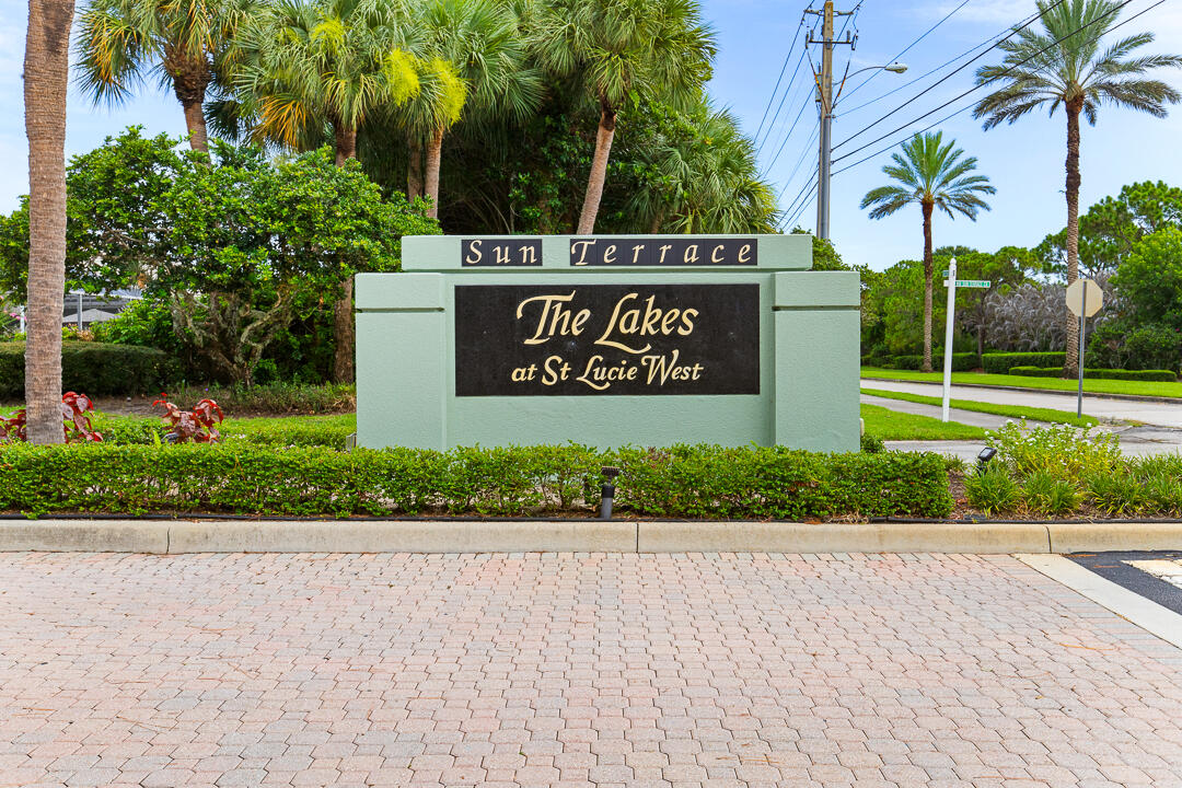 THE LAKES AT ST LUCIE WEST - Residential