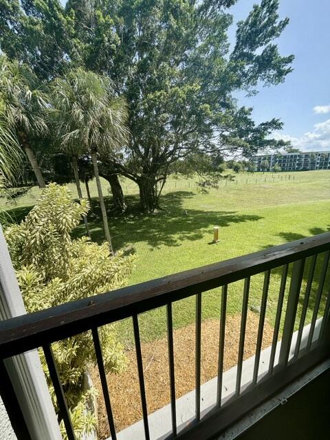 FOUNTAINS OF PALM BEACH CONDO 4 - Residential