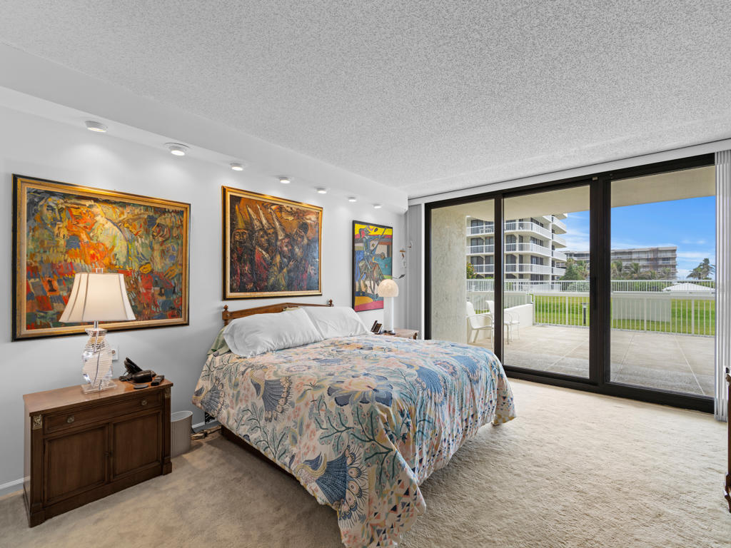 MERIDIAN OF PALM BEACH - Residential