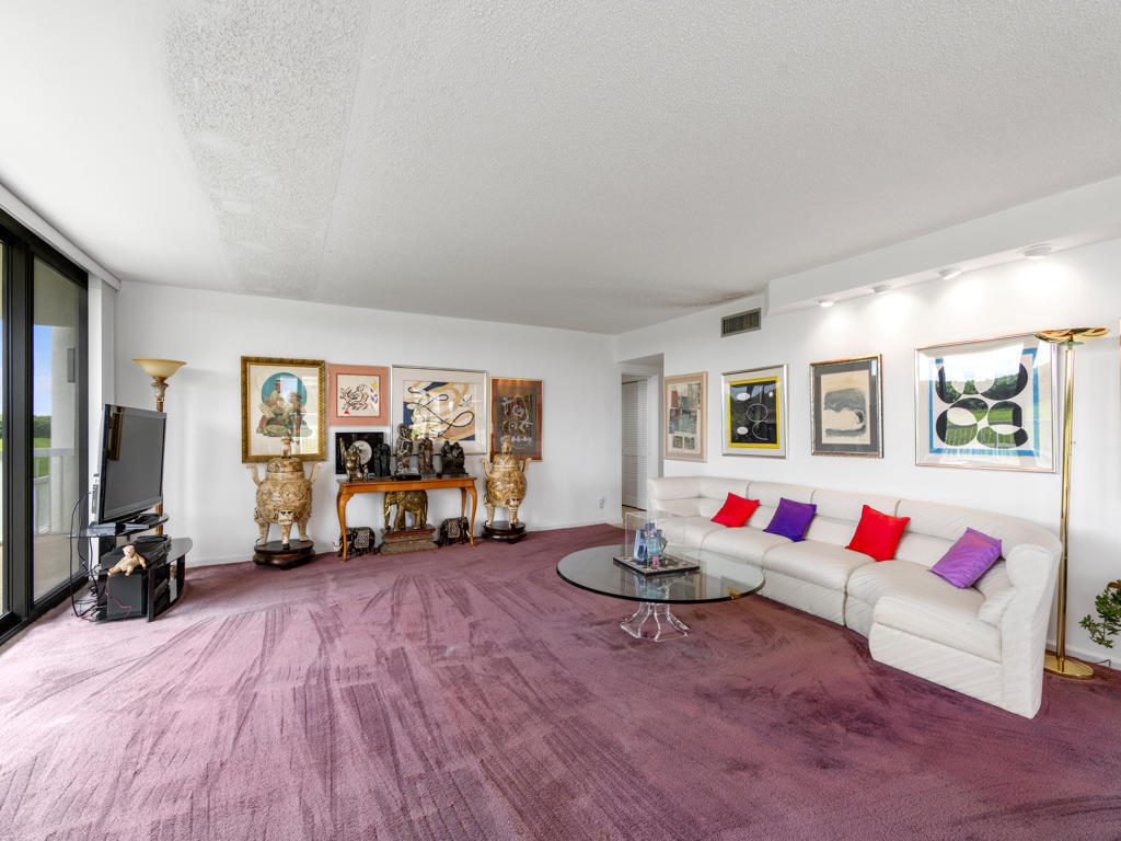 MERIDIAN OF PALM BEACH - Residential