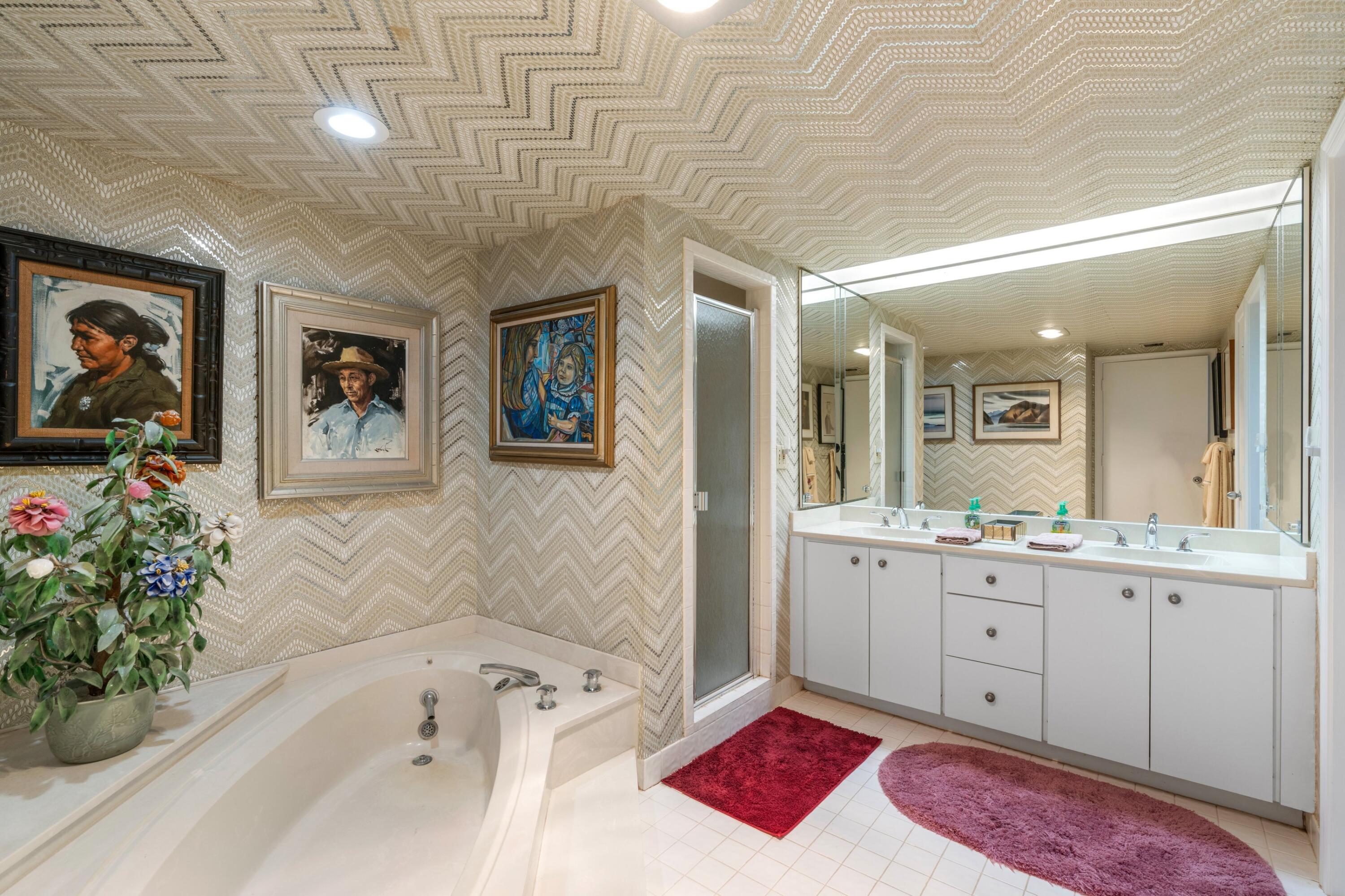 MERIDIAN OF PALM BEACH - Residential