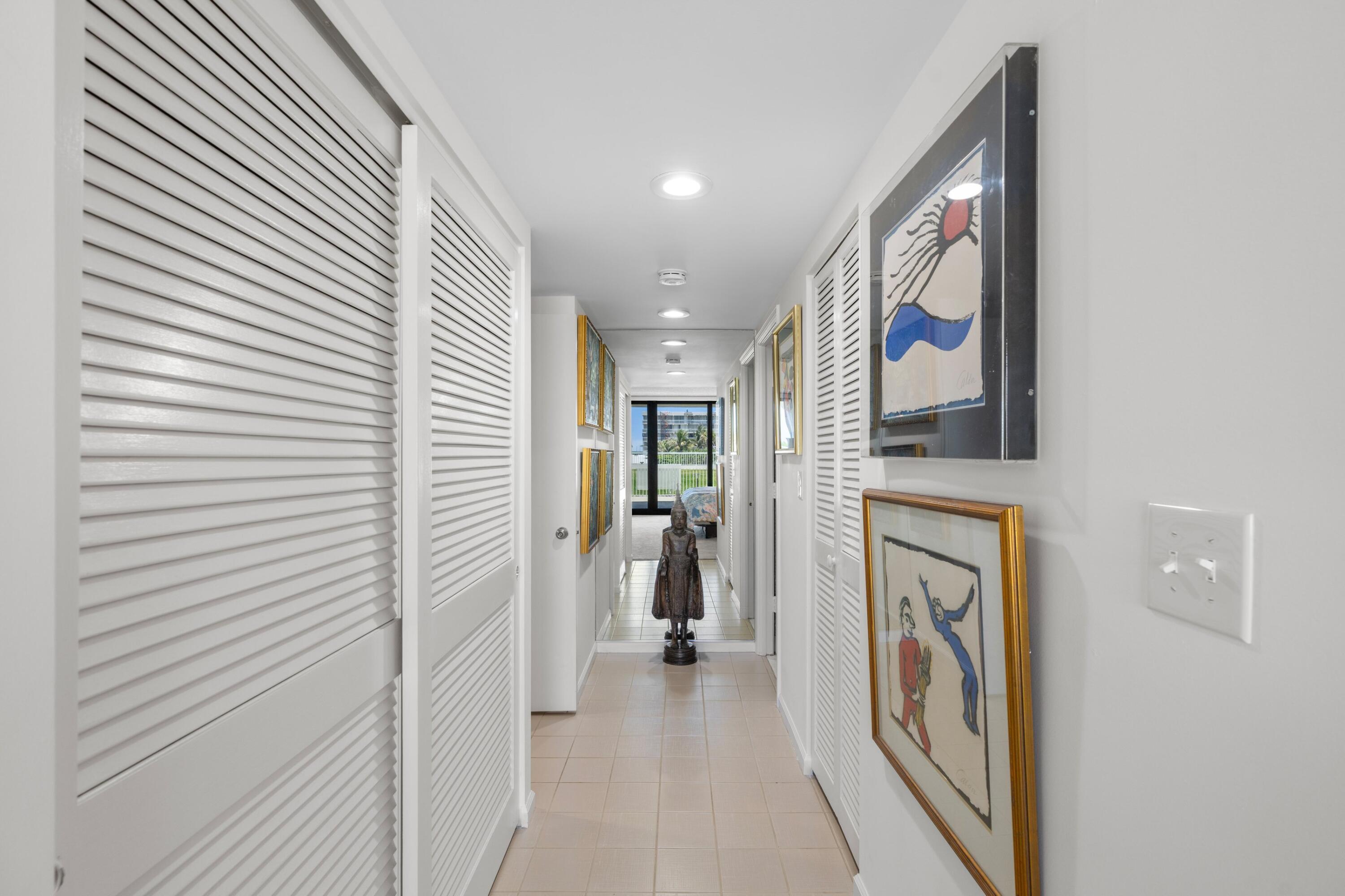 MERIDIAN OF PALM BEACH - Residential