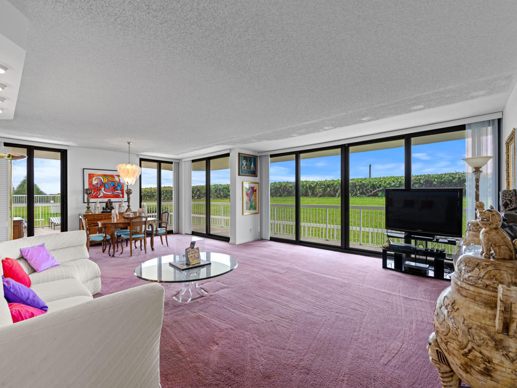 MERIDIAN OF PALM BEACH - Residential