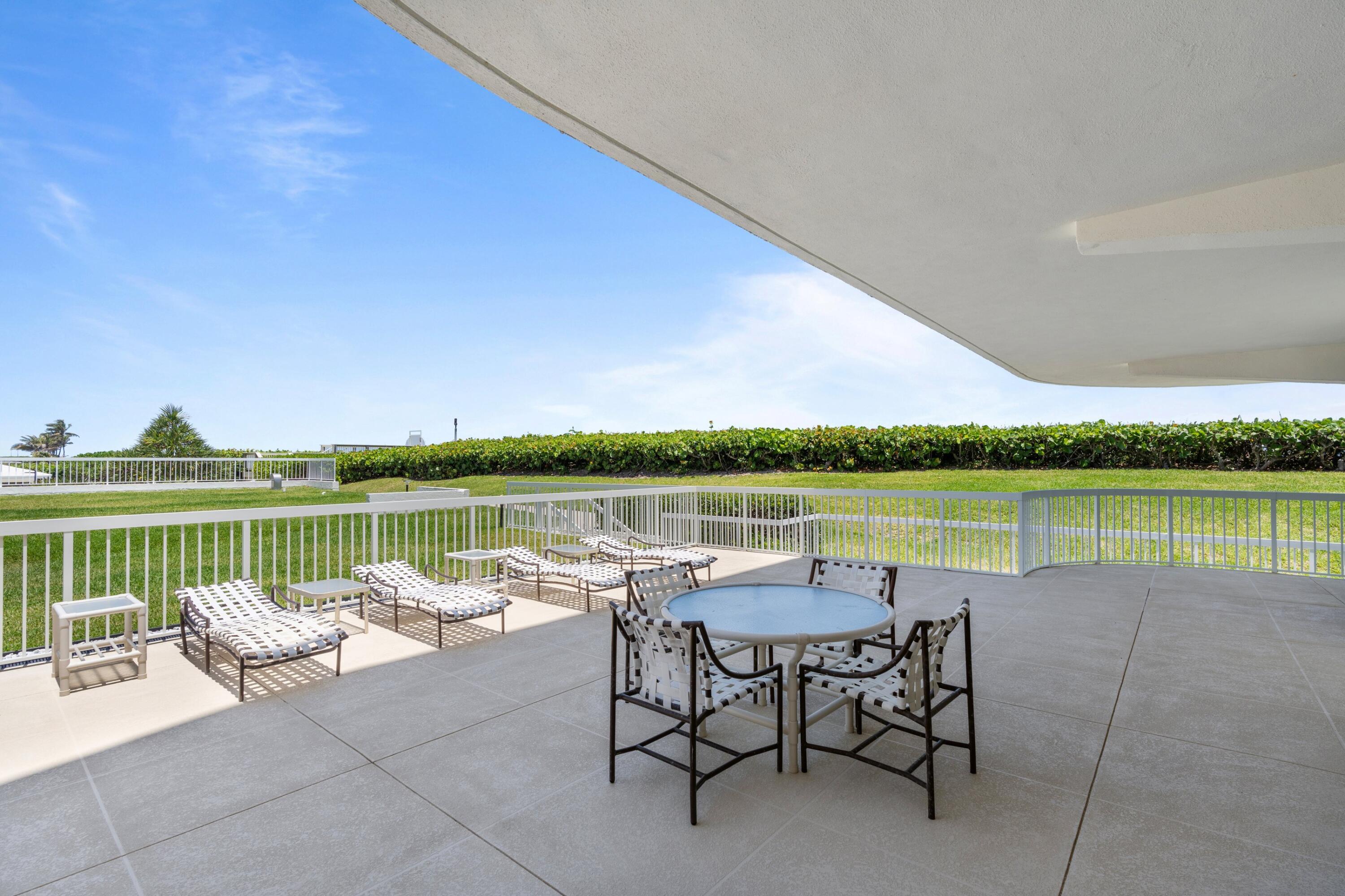 MERIDIAN OF PALM BEACH - Residential