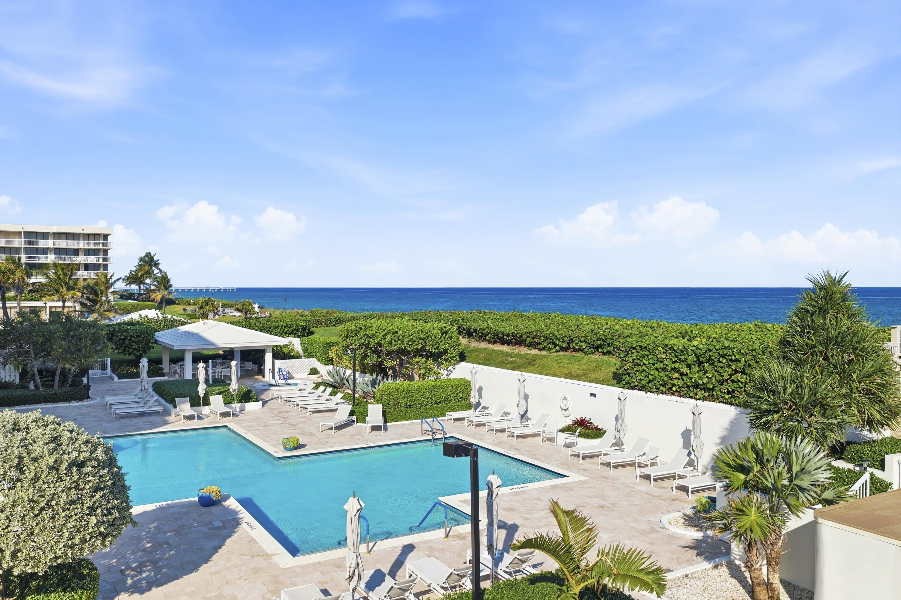 MERIDIAN OF PALM BEACH - Residential