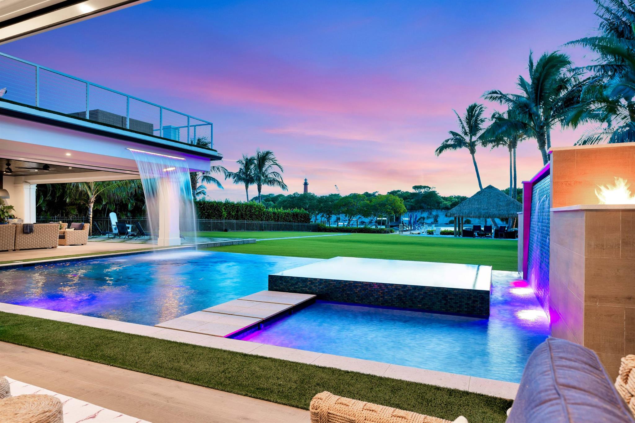JUPITER INLET BEACH COLONY - Residential