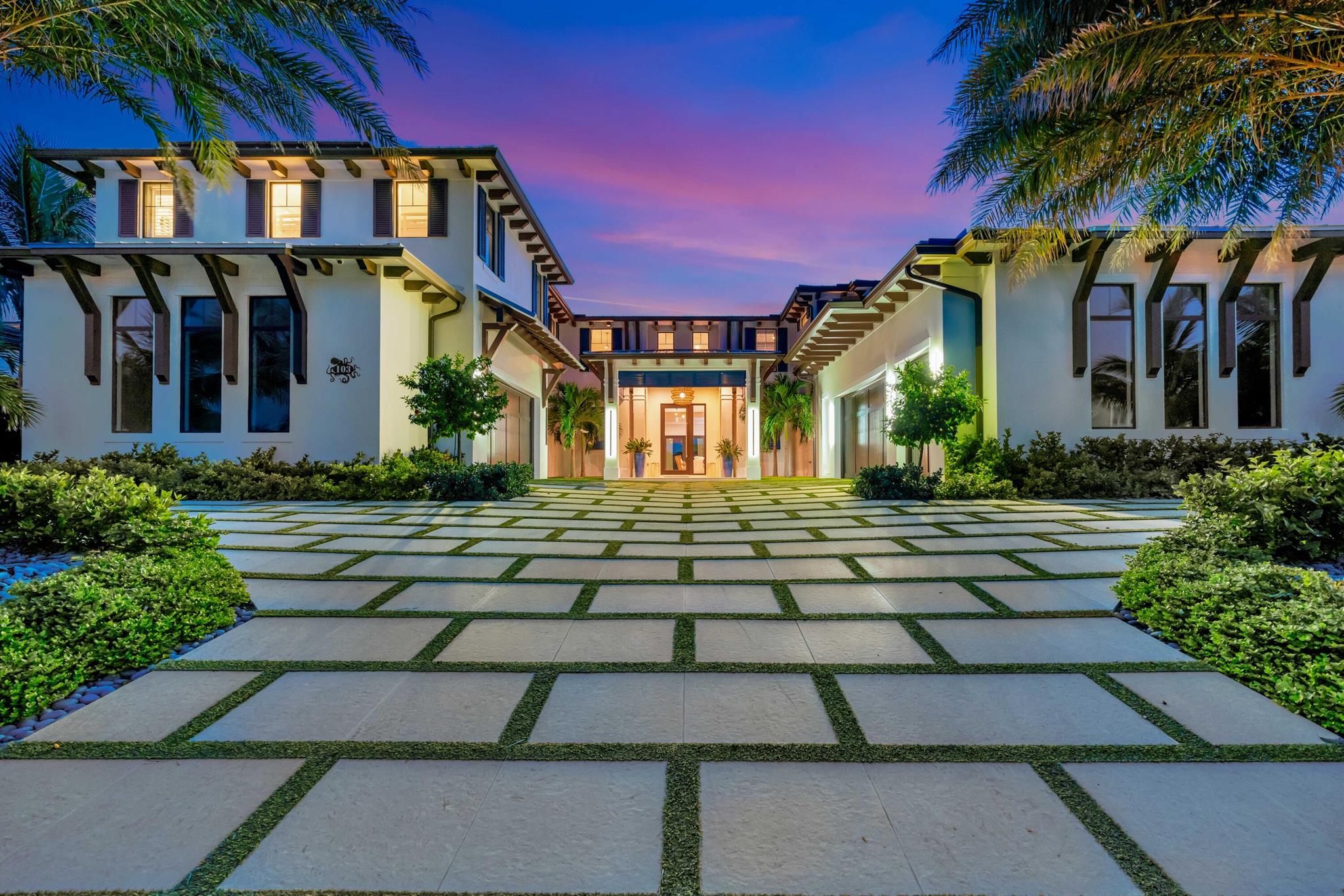 JUPITER INLET BEACH COLONY - Residential