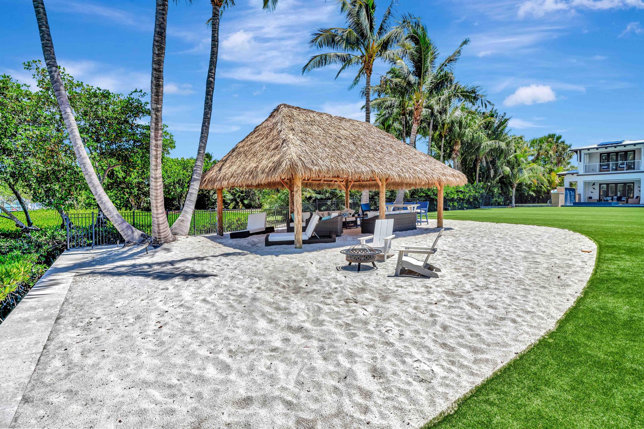 JUPITER INLET BEACH COLONY - Residential