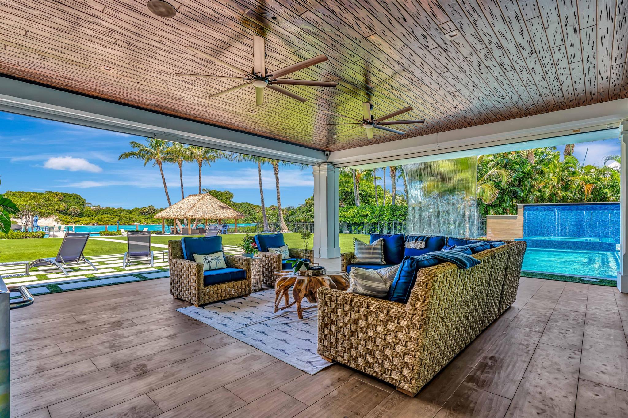 JUPITER INLET BEACH COLONY - Residential