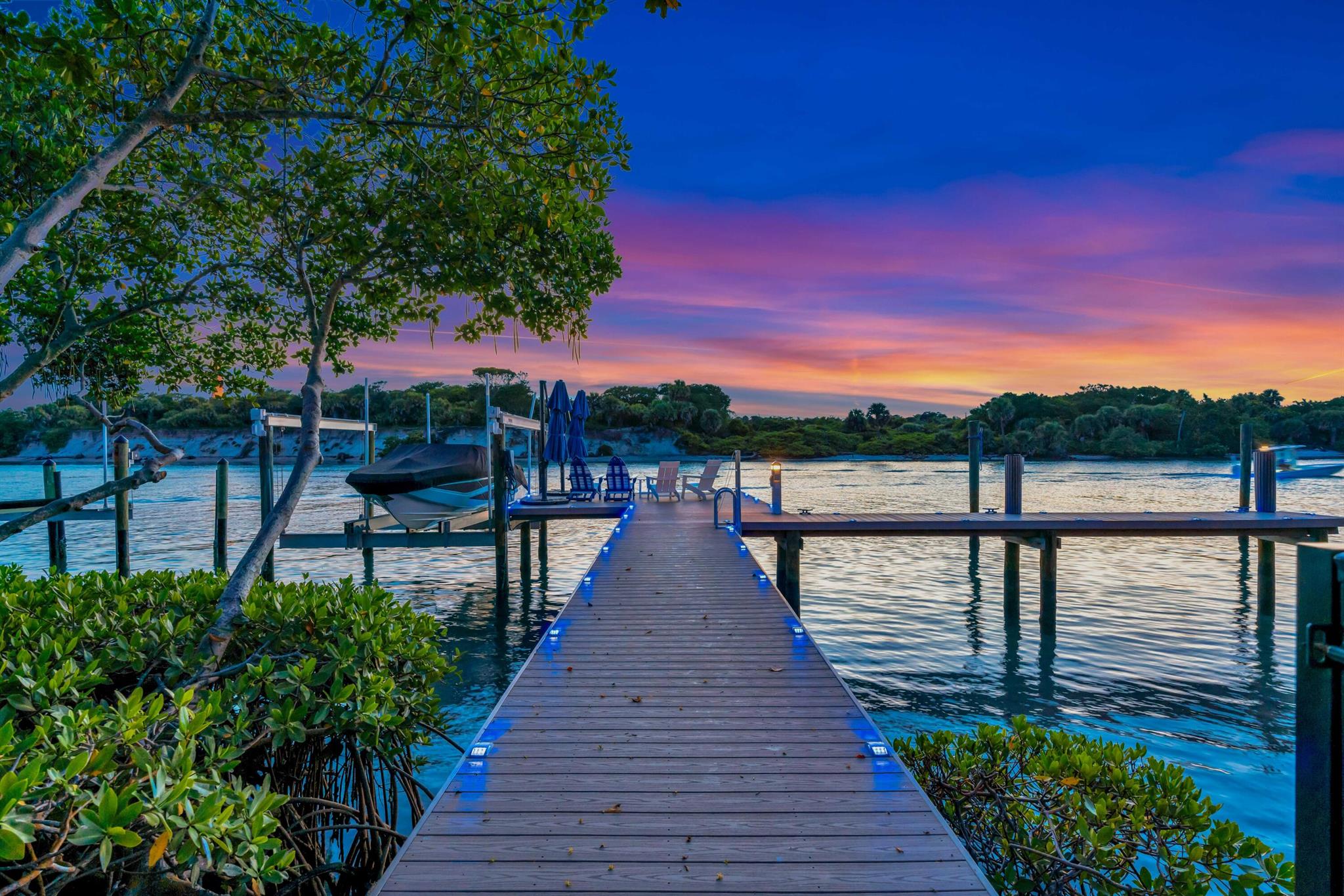 JUPITER INLET BEACH COLONY - Residential