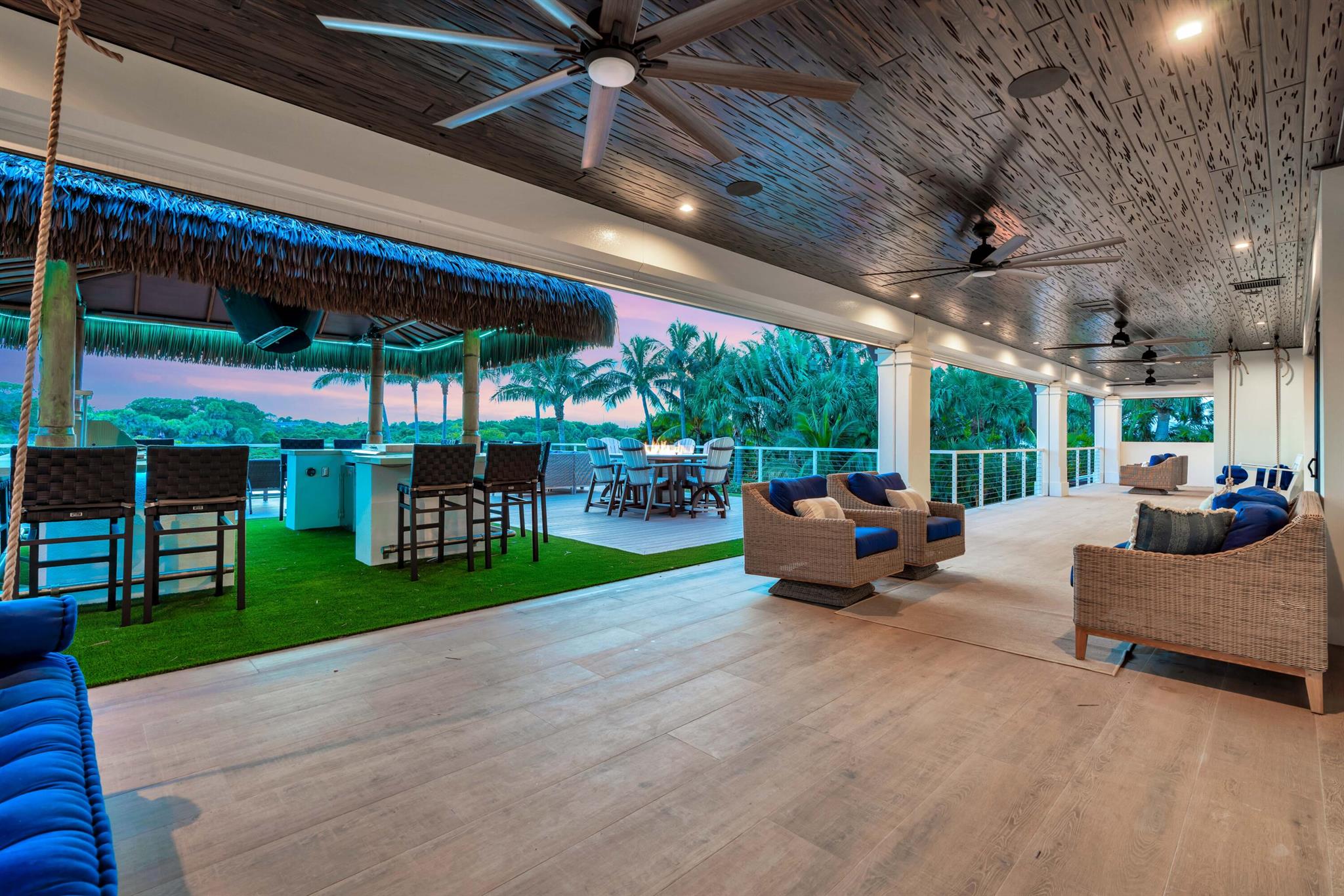 JUPITER INLET BEACH COLONY - Residential