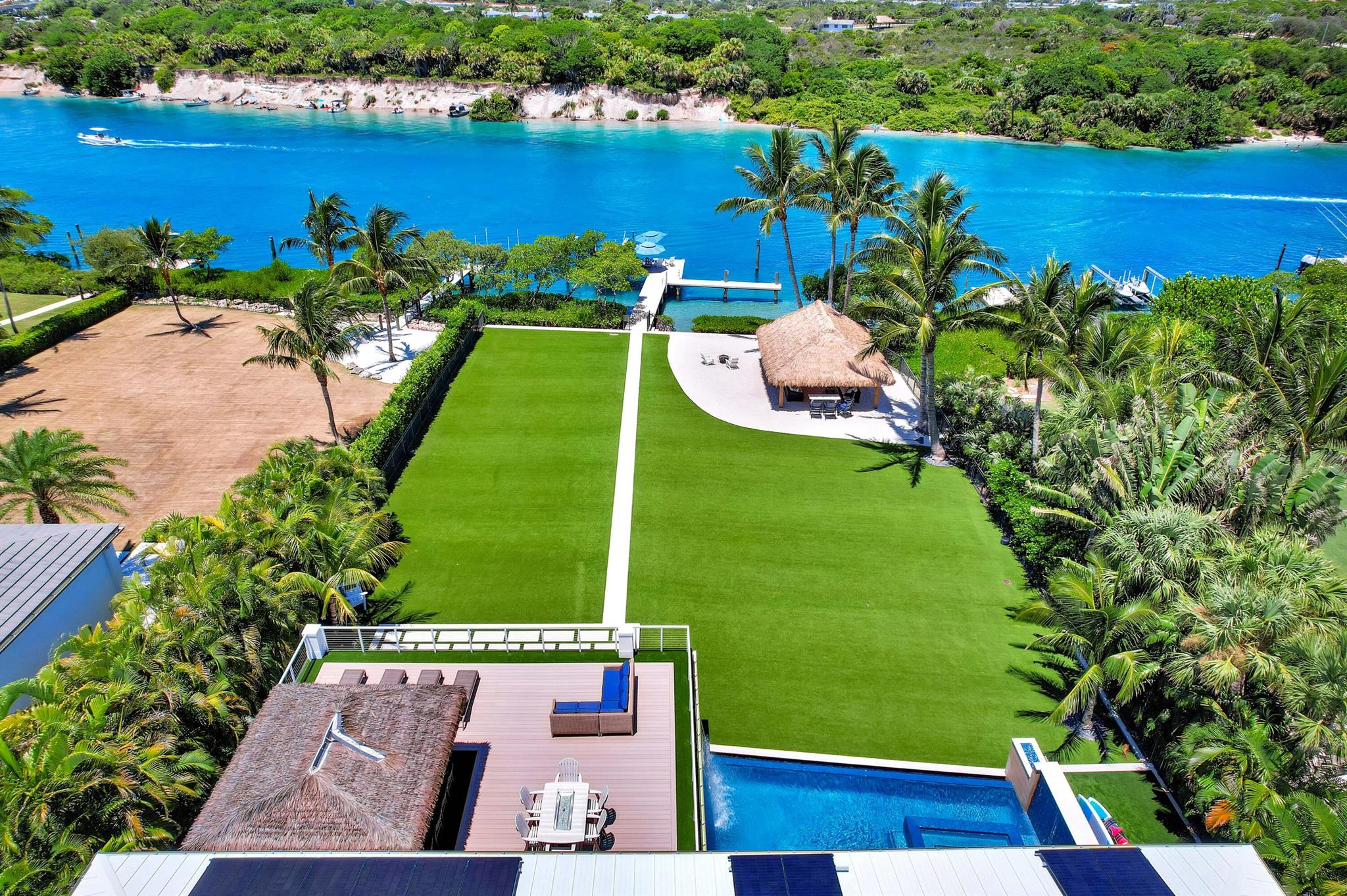 JUPITER INLET BEACH COLONY - Residential