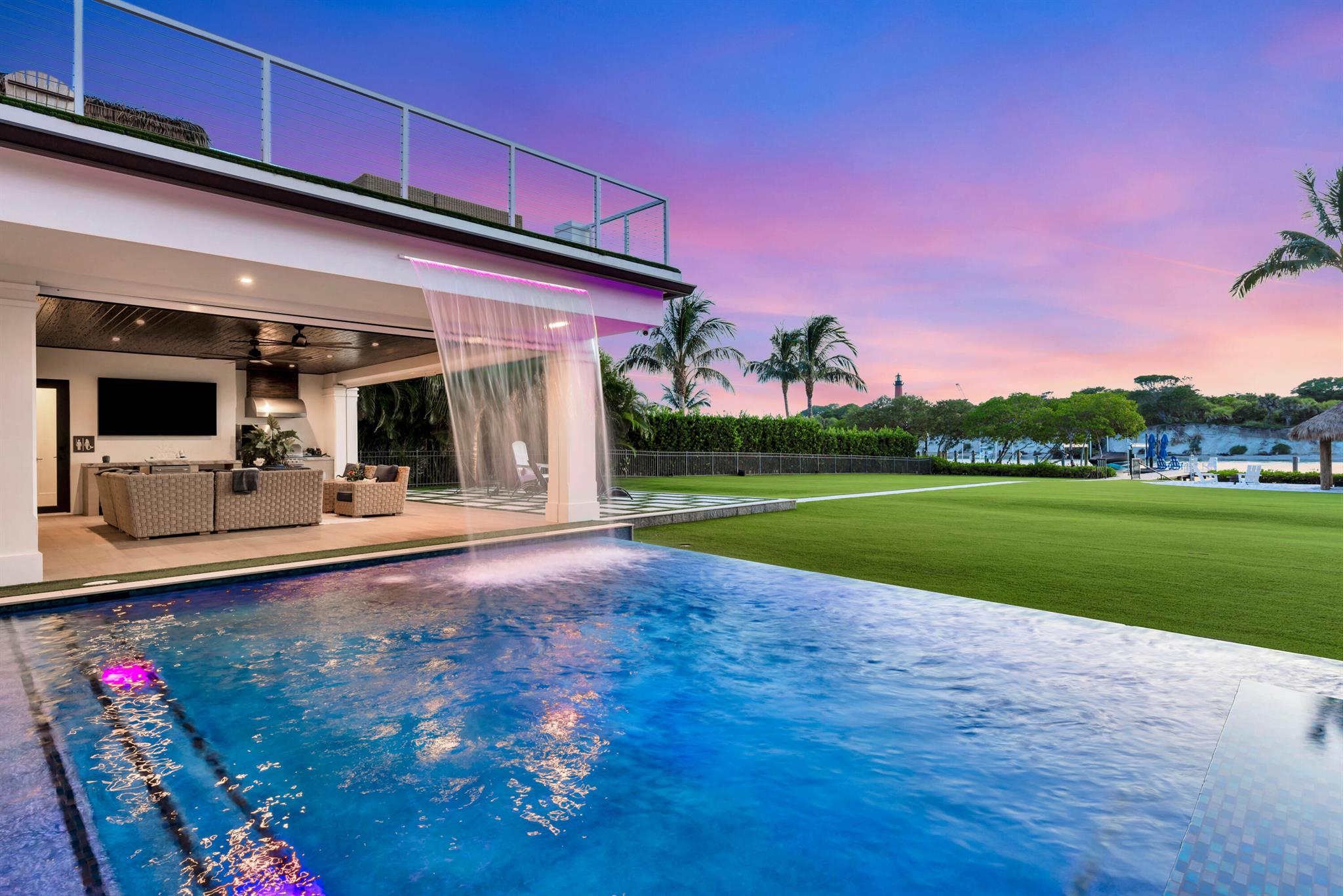 JUPITER INLET BEACH COLONY - Residential